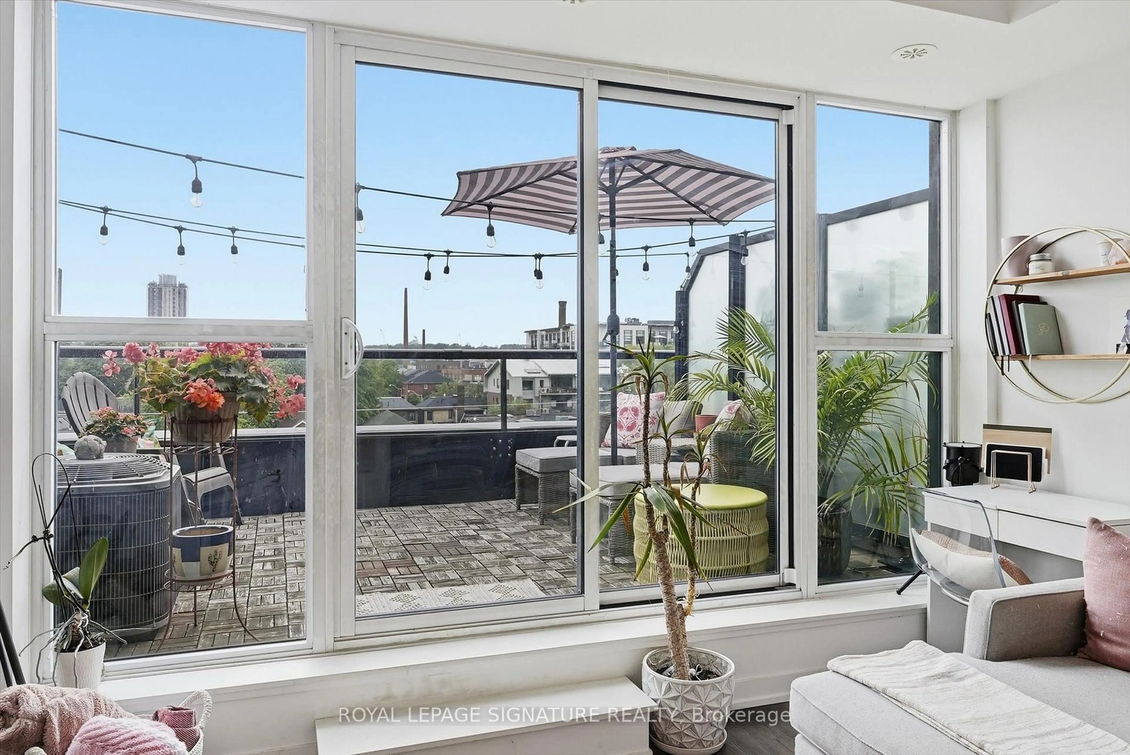 Patio, water/lake/river/ocean view for 899 Queen St #503, Toronto Ontario M4M 0C8