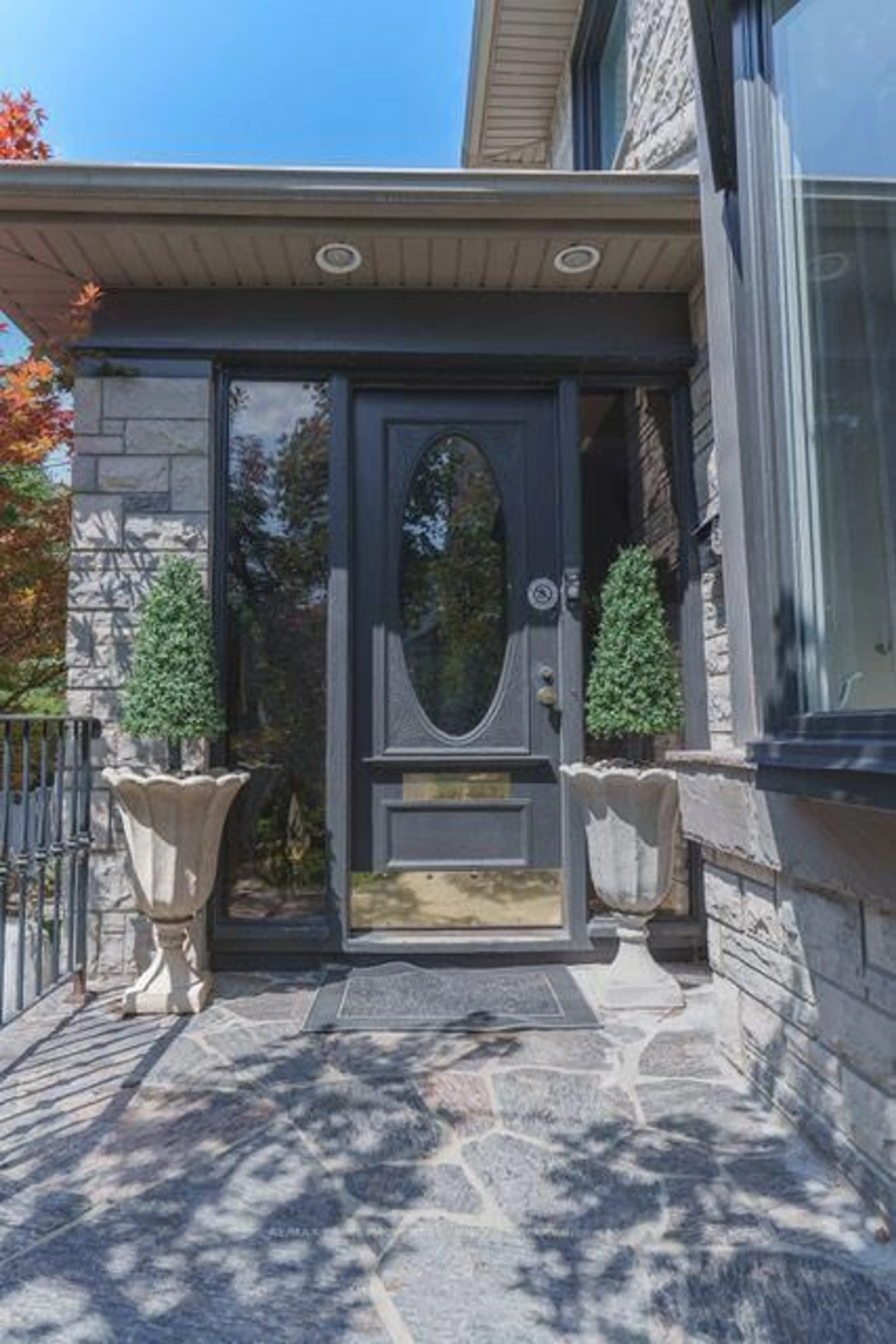 Indoor entryway for 103 Neville Park Blvd, Toronto Ontario M4E 3P7