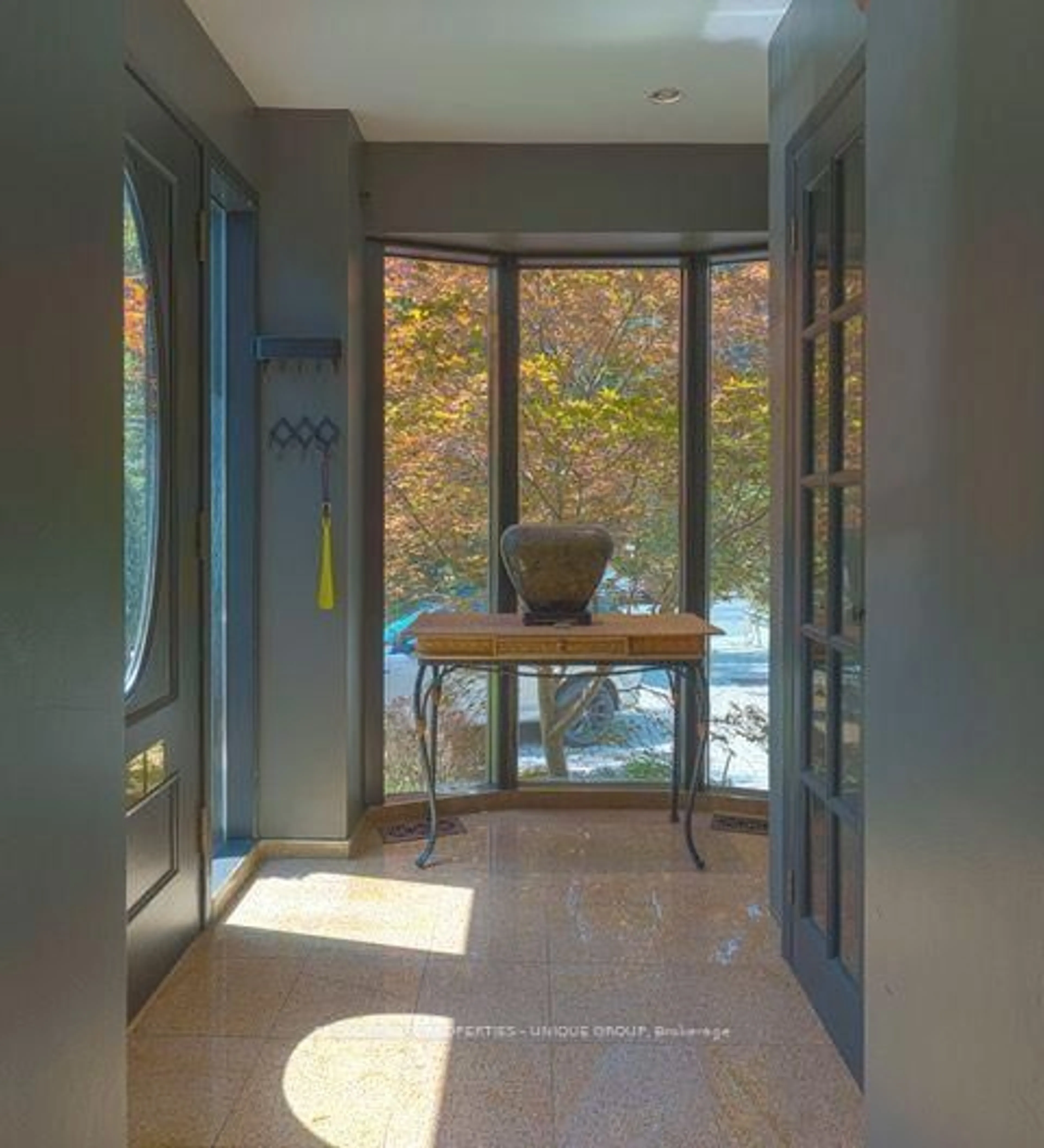Indoor entryway for 103 Neville Park Blvd, Toronto Ontario M4E 3P7