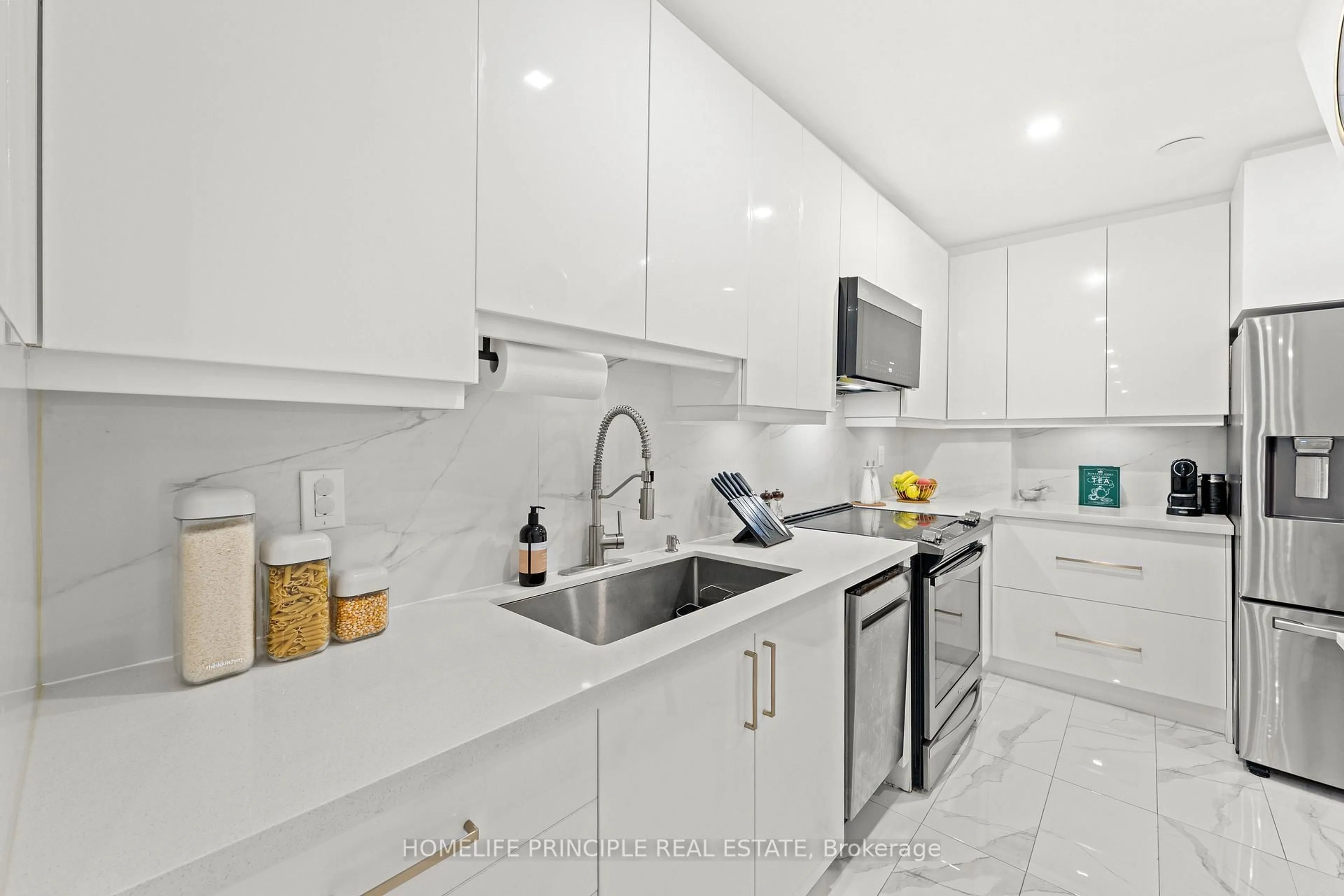 Contemporary kitchen, ceramic/tile floor for 100 Mornelle Crt #1059, Toronto Ontario M1E 4X2