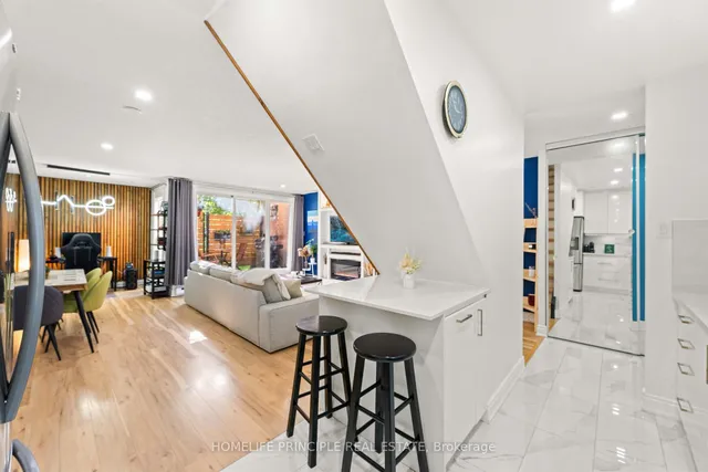 100 Mornelle Crt #1059, Toronto 5