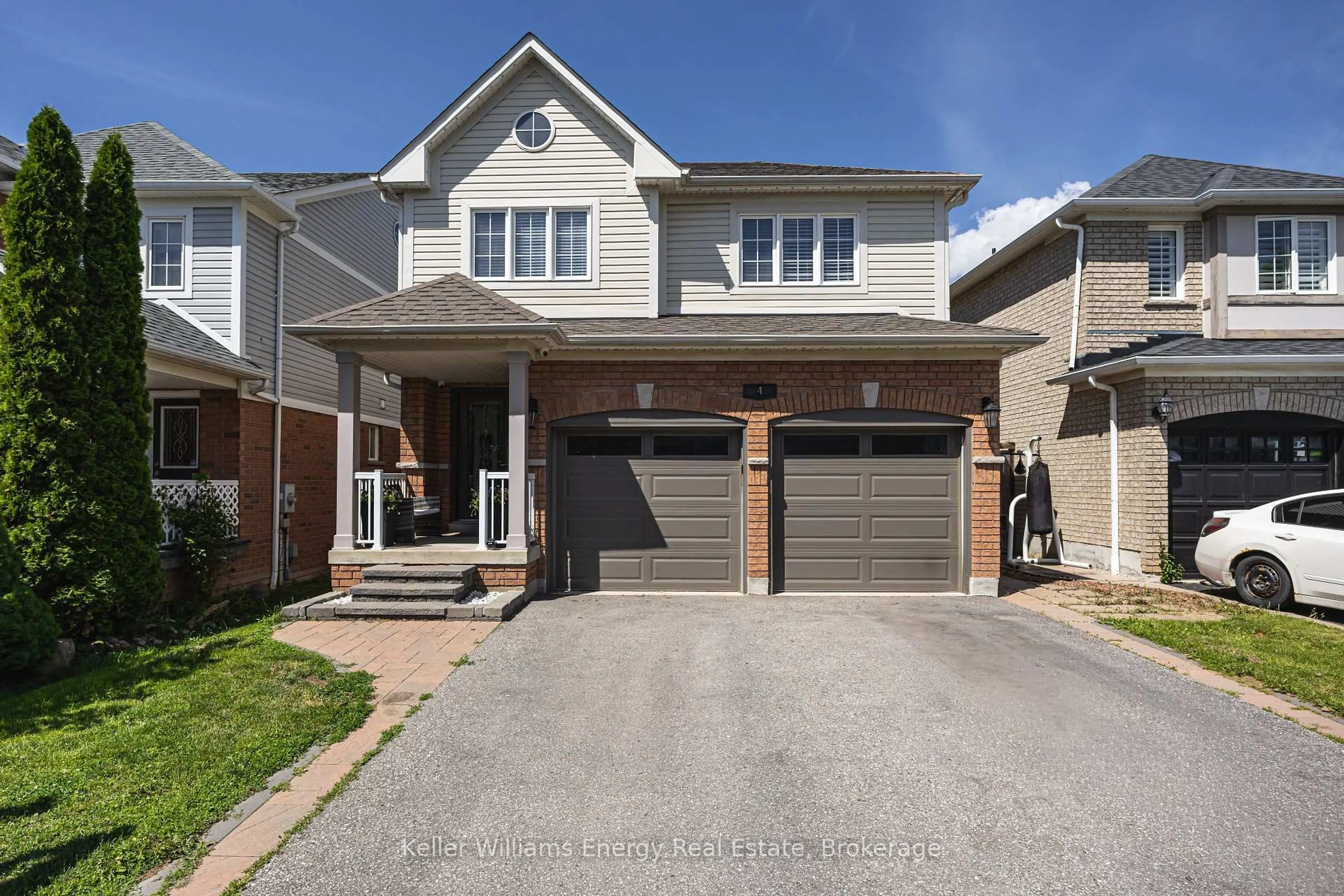 Home with brick exterior material, street for 4 Holman Crt, Whitby Ontario L1P 1W9