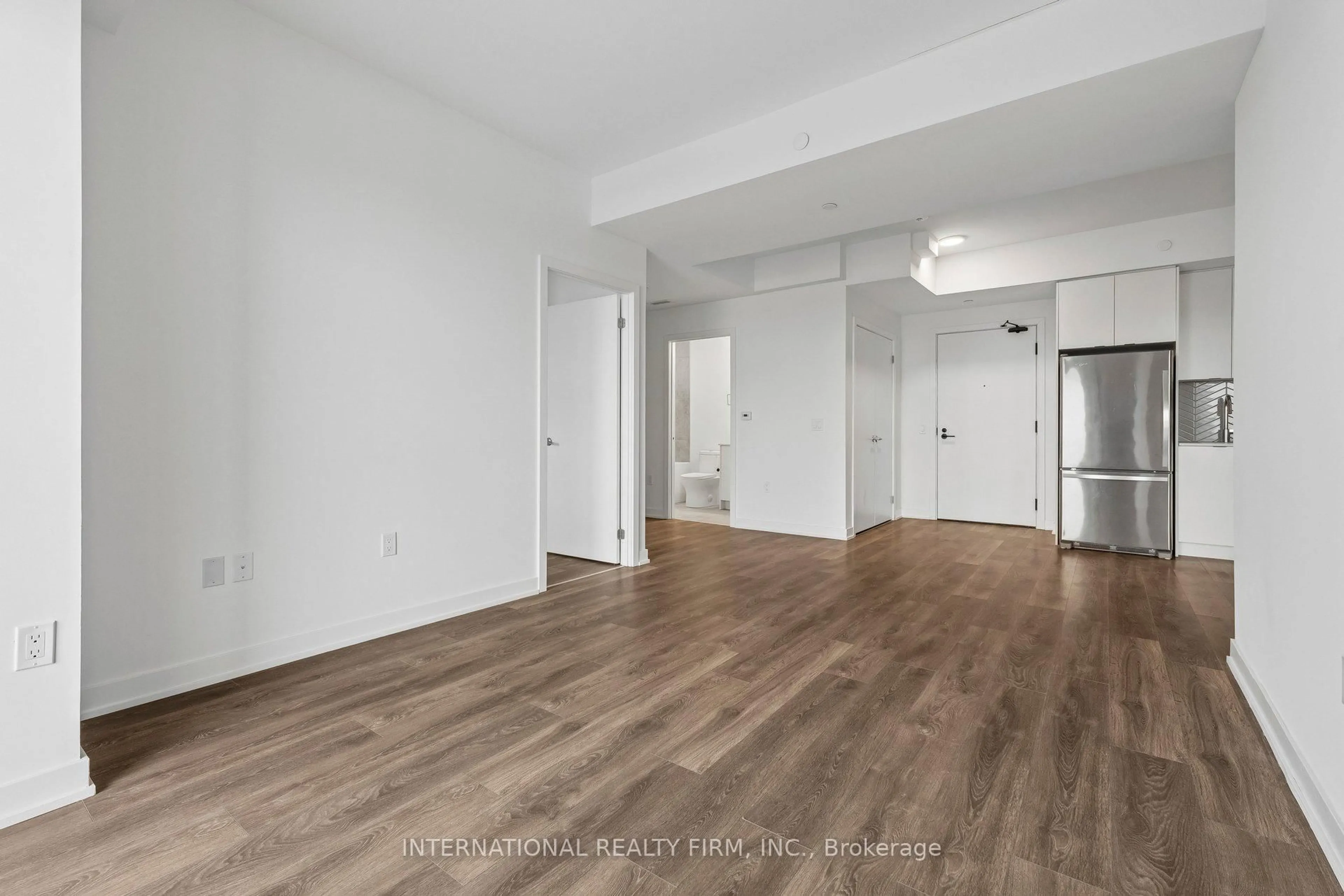 A pic of a room for 1606 Charles St #1701, Whitby Ontario L1N 0P1