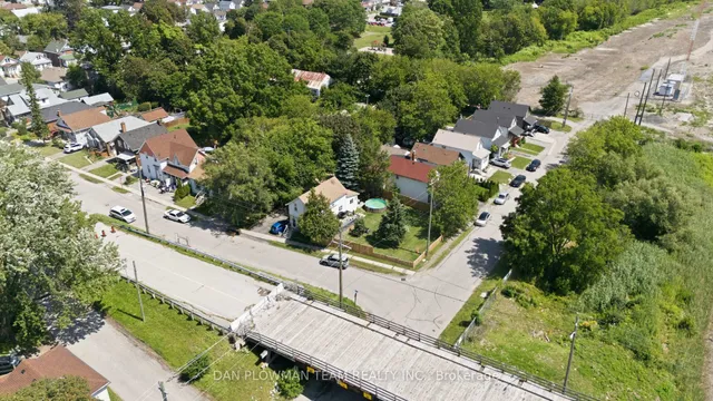 387 Albert St, Oshawa 5