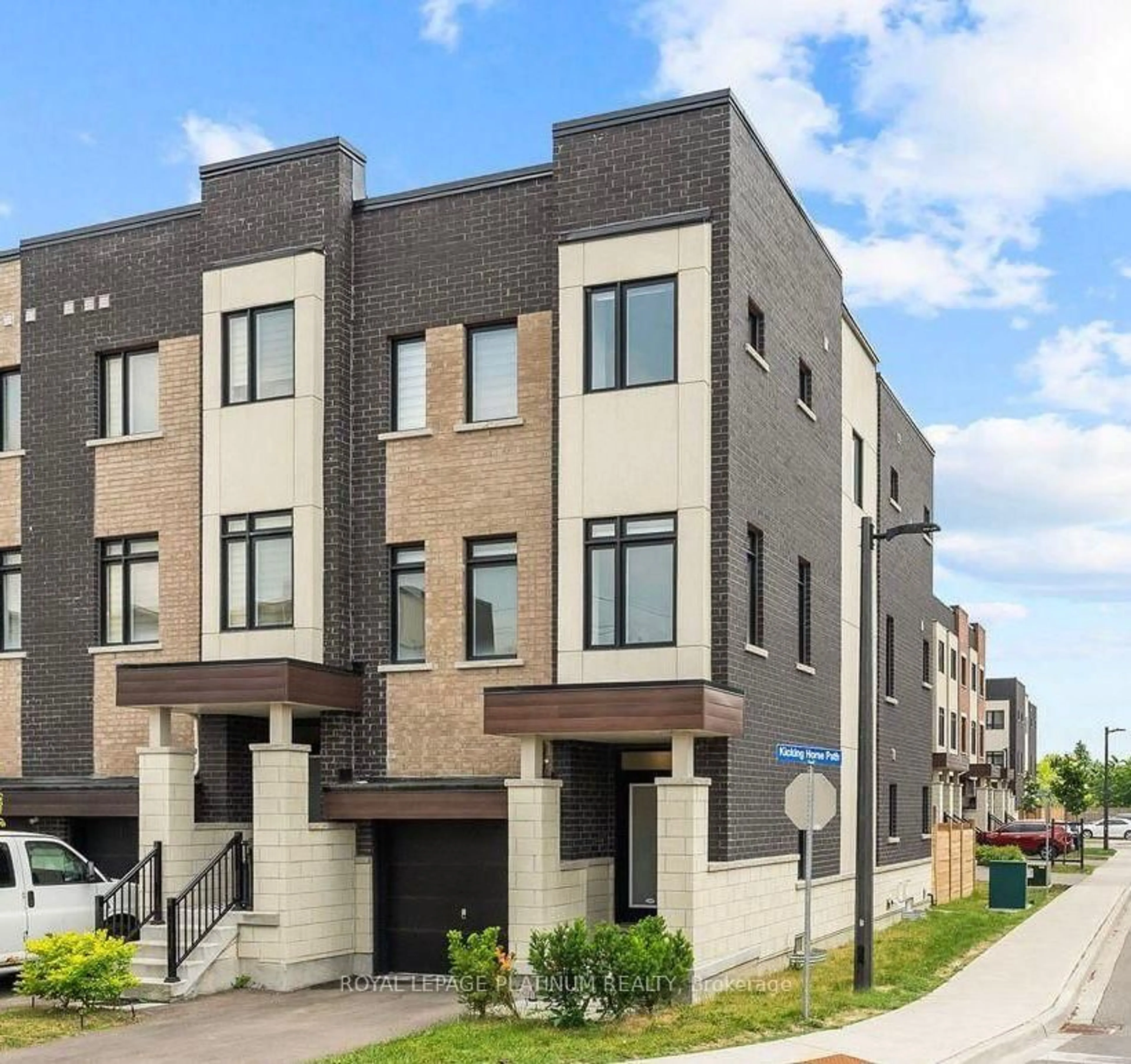 Home with brick exterior material, street for 895 KICKING HORSE Path, Oshawa Ontario L1J 0B4