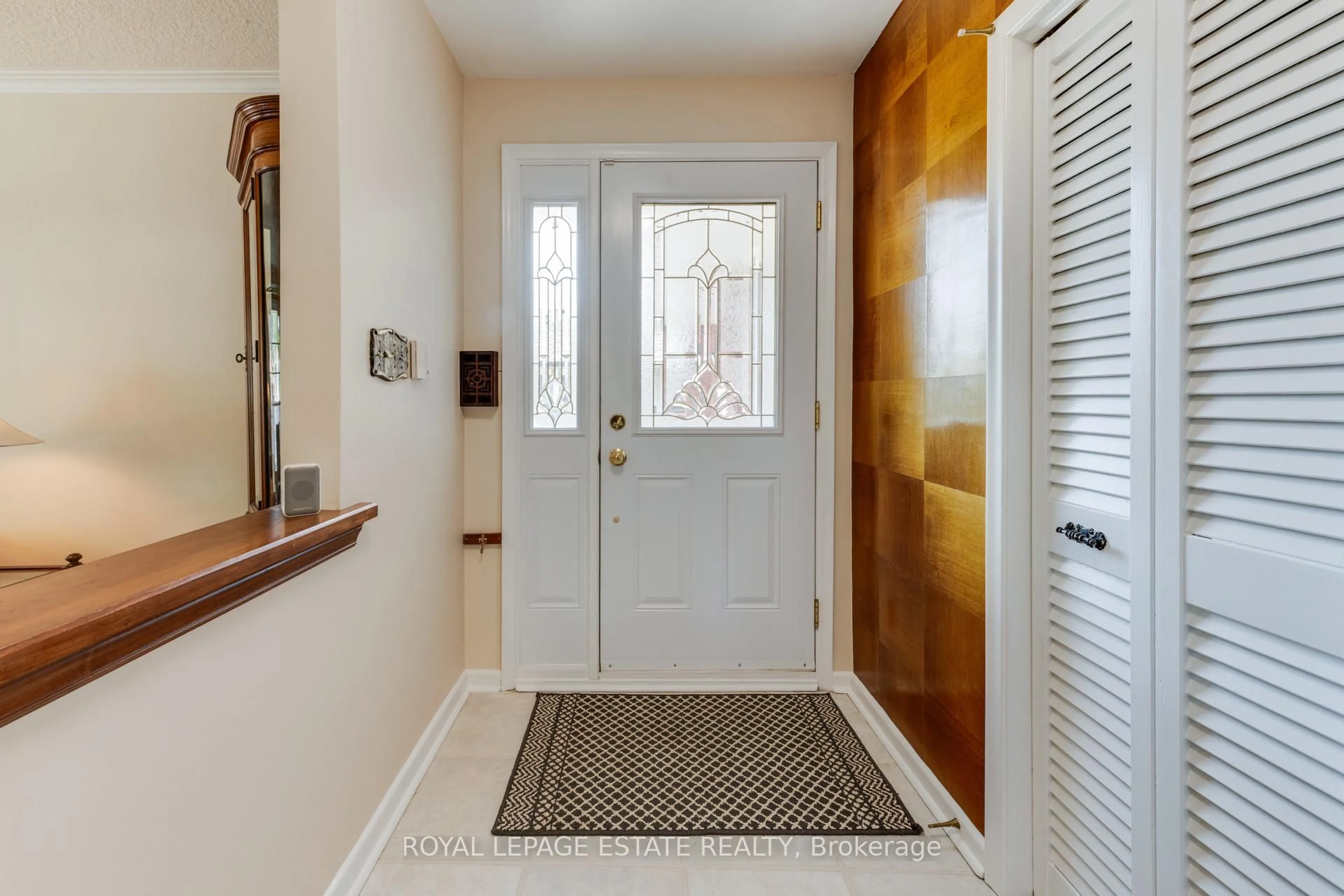 Indoor entryway for 26 Mozart Ave, Toronto Ontario M1K 2V9