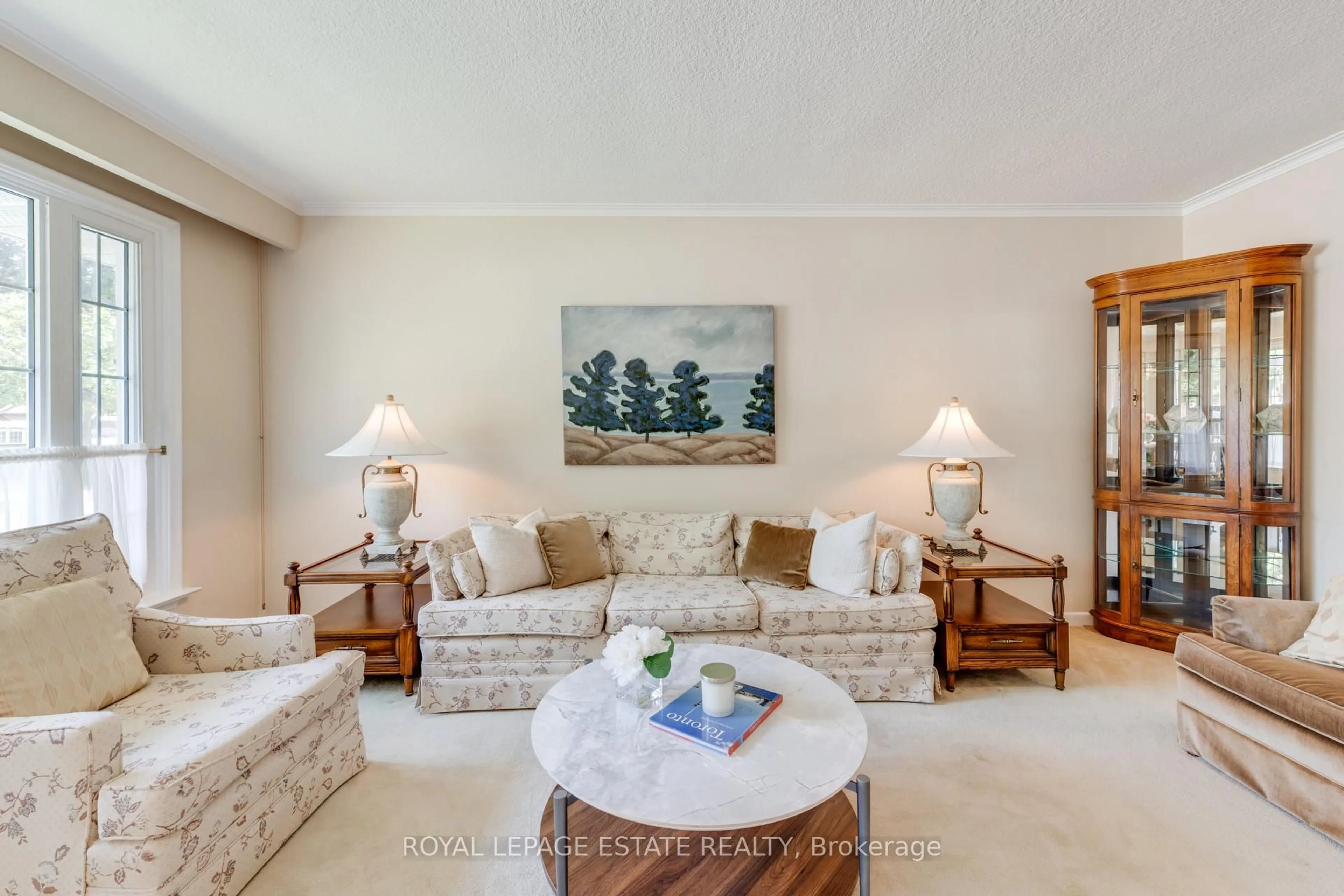 Living room with furniture, unknown for 26 Mozart Ave, Toronto Ontario M1K 2V9