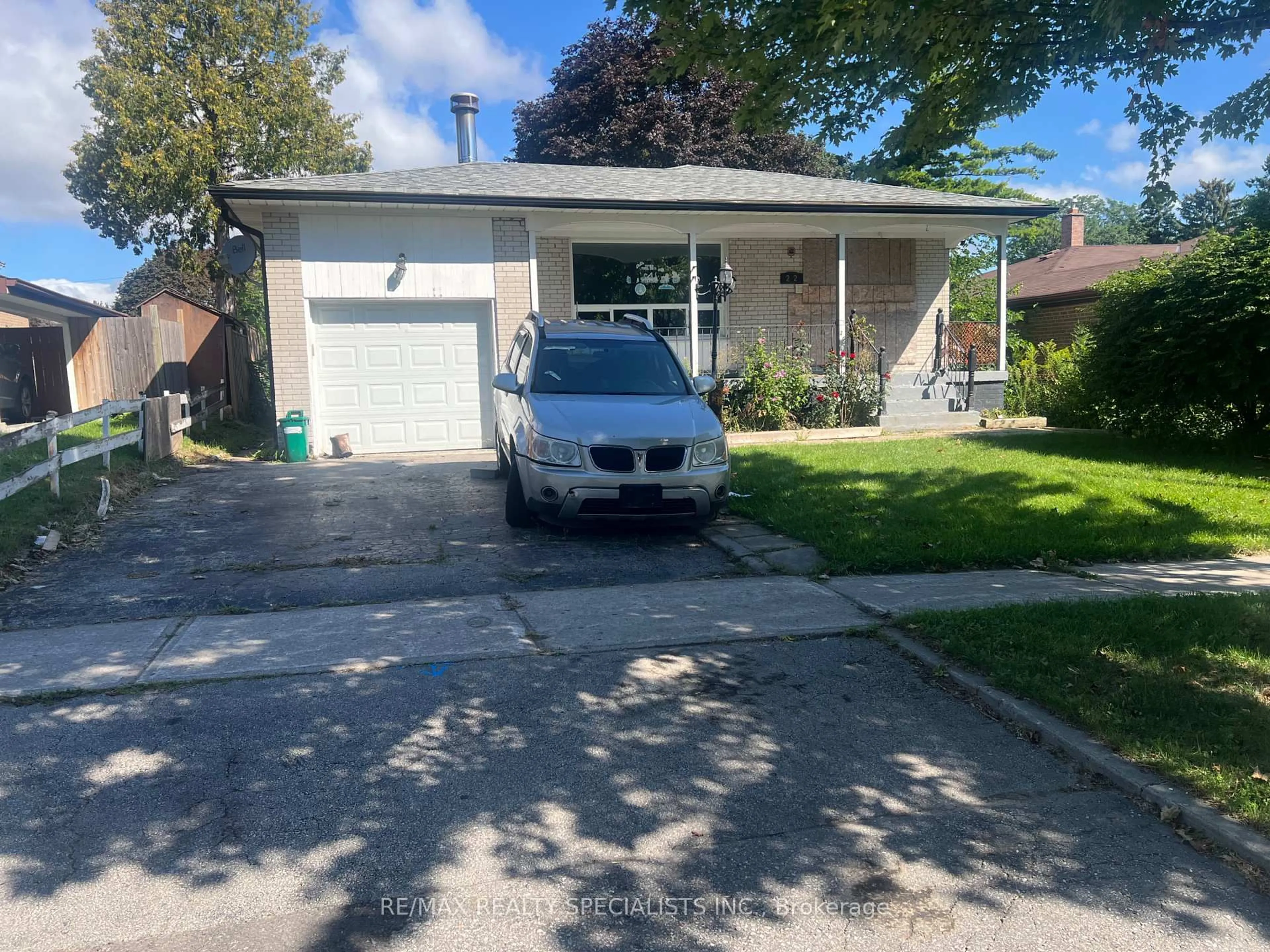 Unknown for 22 Griselda Cres, Toronto Ontario M1G 3P6