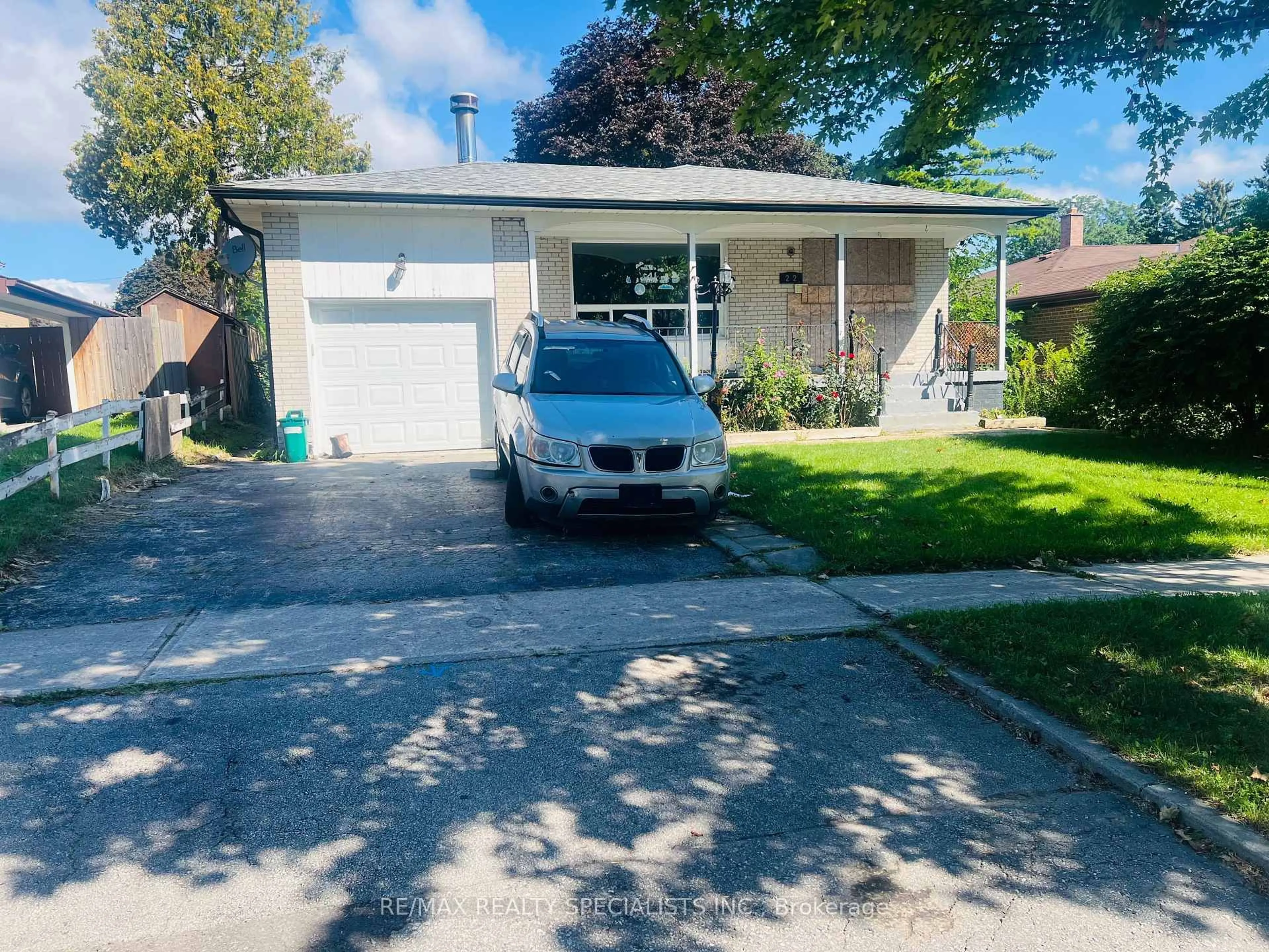 Unknown for 22 Griselda Cres, Toronto Ontario M1G 3P6