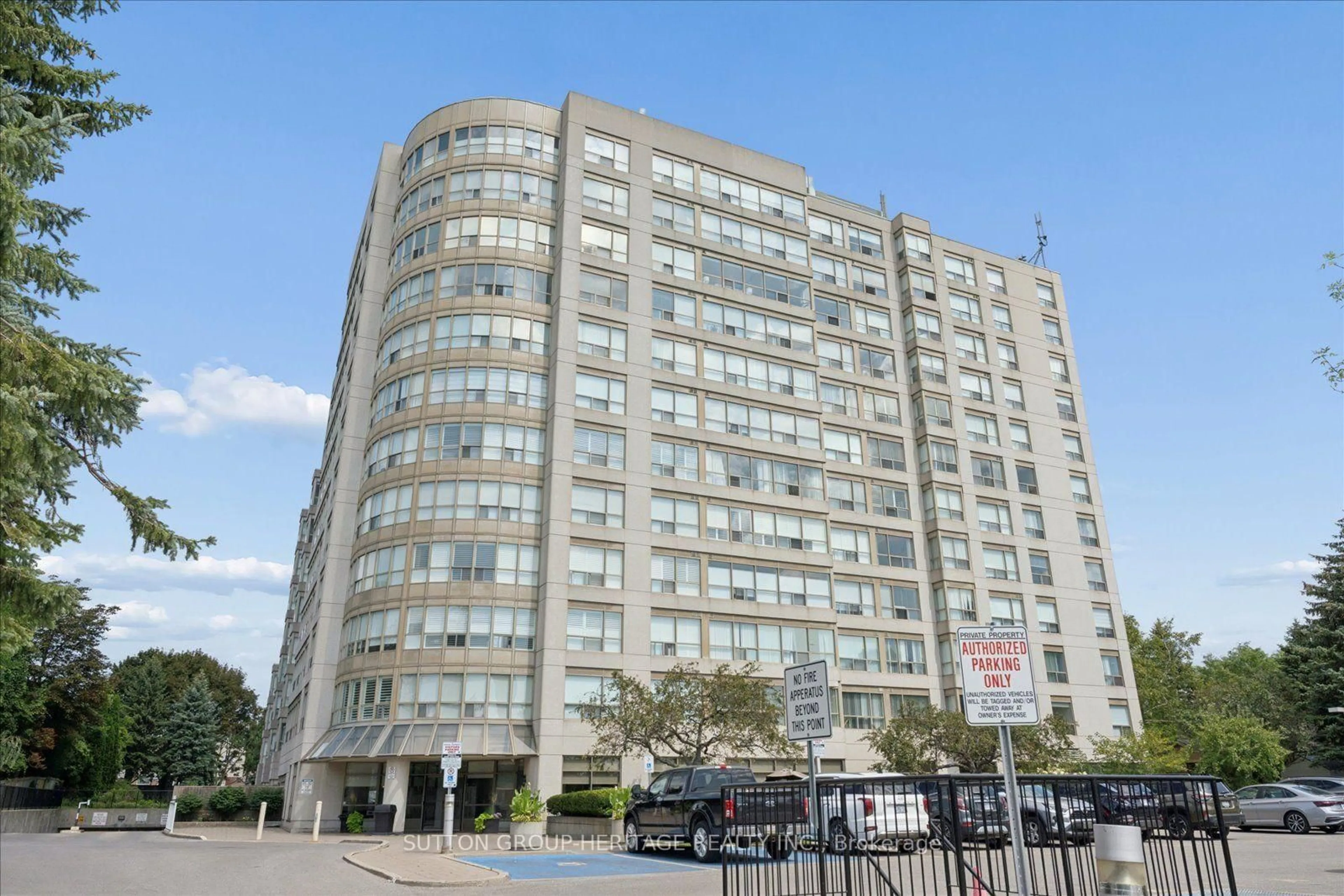 Unknown for 712 Rossland Rd #615, Whitby Ontario L1N 9E8