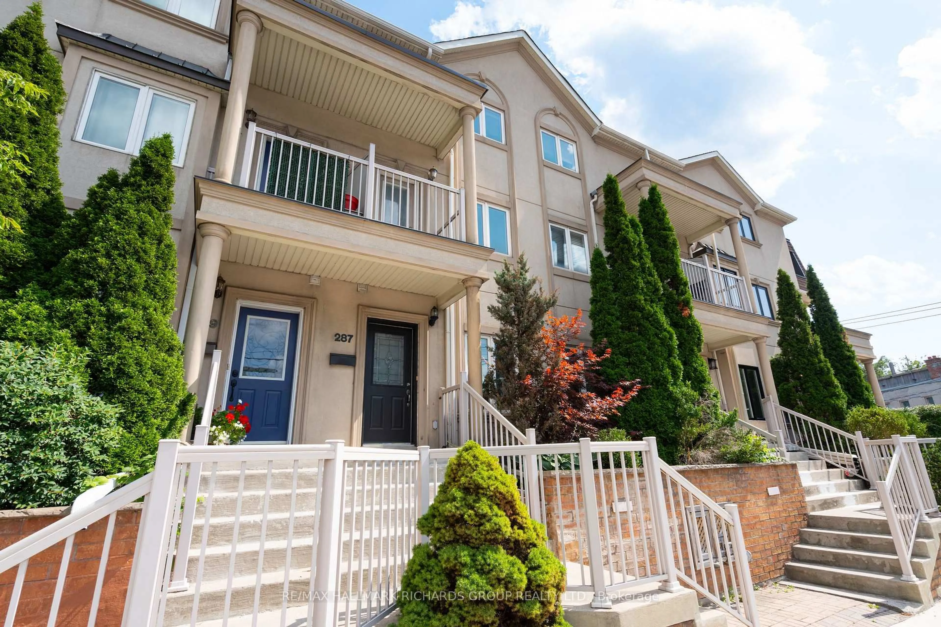 Patio, unknown for 287 Kingston Rd, Toronto Ontario M4L 1T6