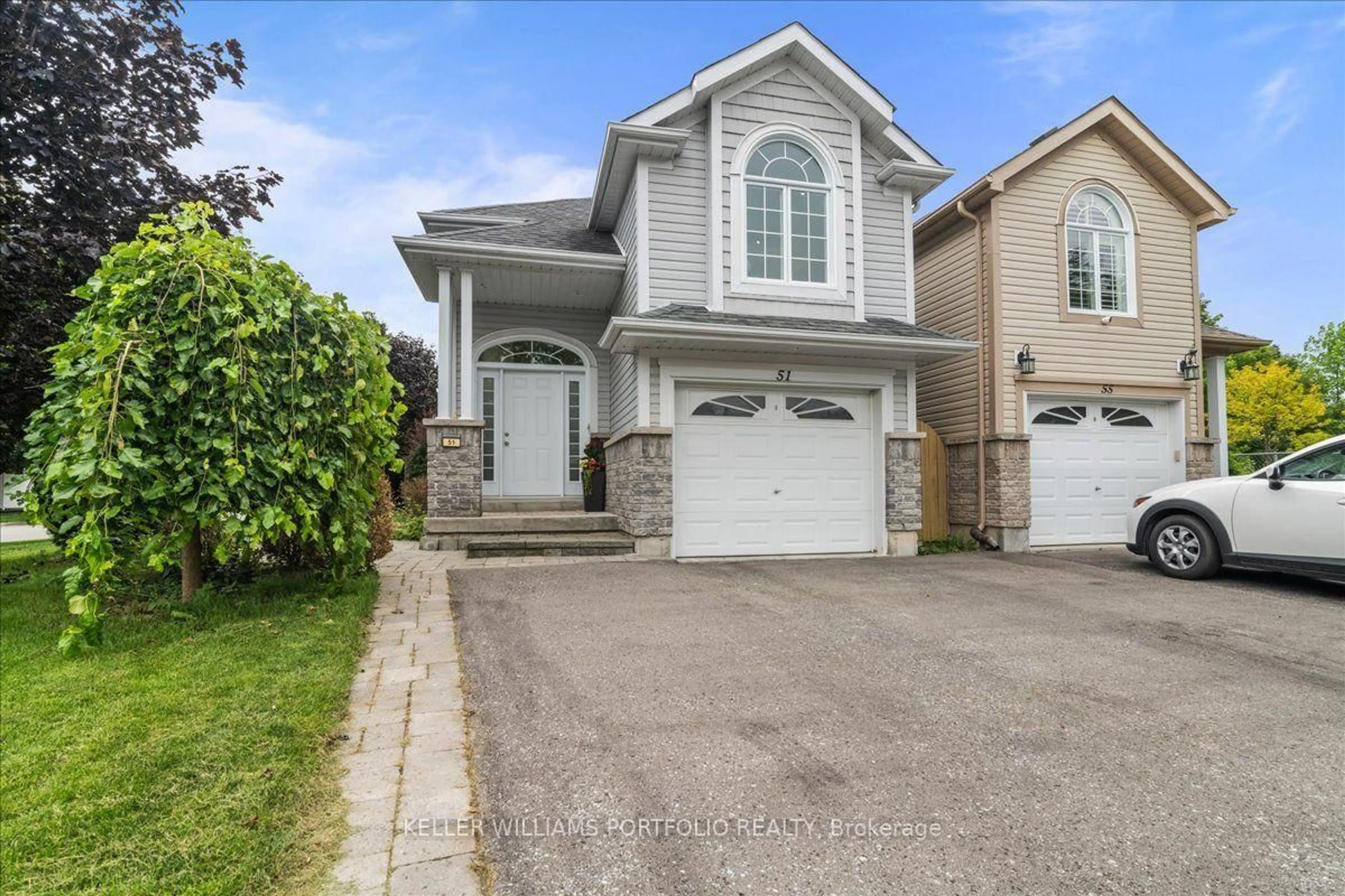 Unknown for 51 Squire Fletcher Dr, Clarington Ontario L1C 5H8