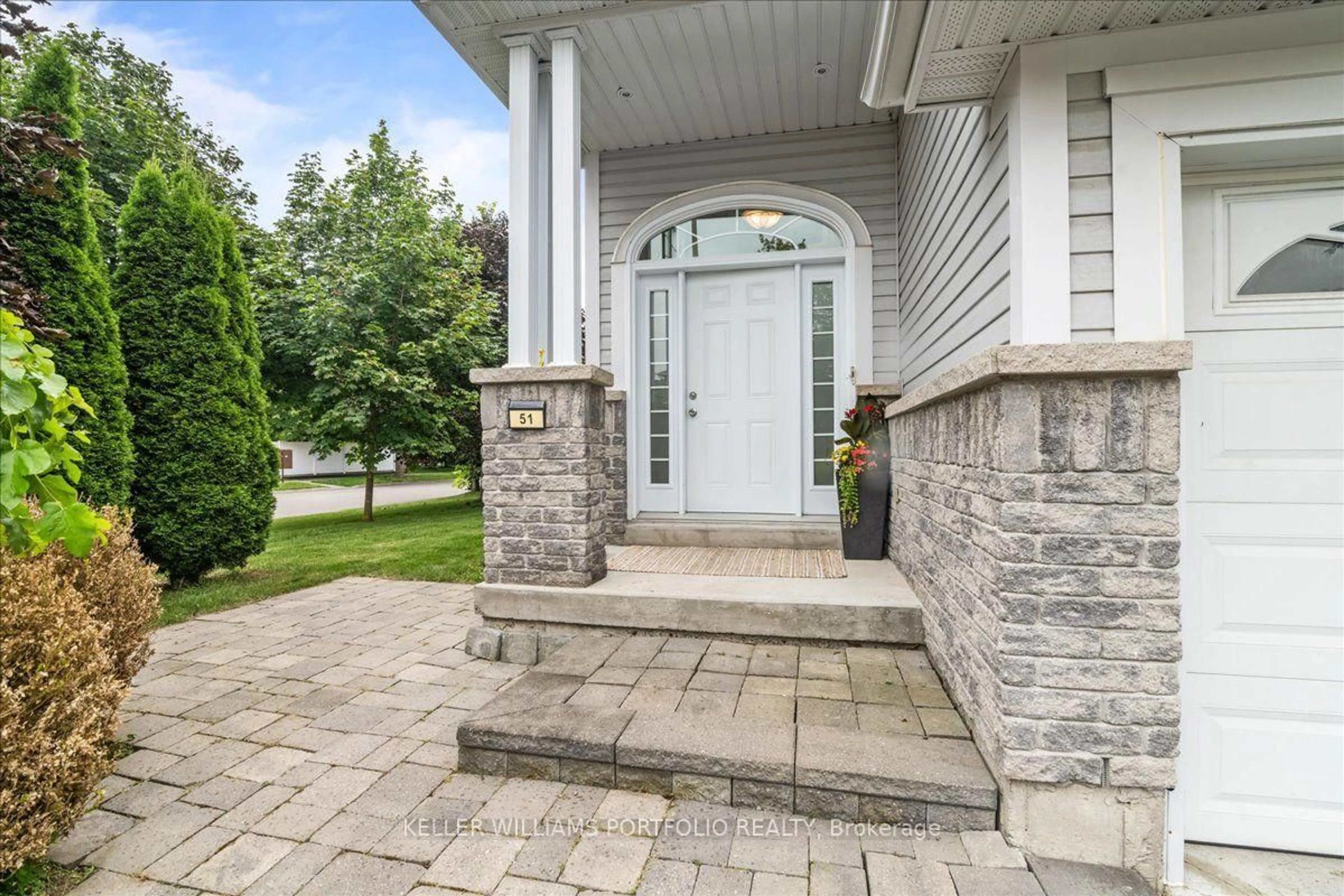 Unknown for 51 Squire Fletcher Dr, Clarington Ontario L1C 5H8