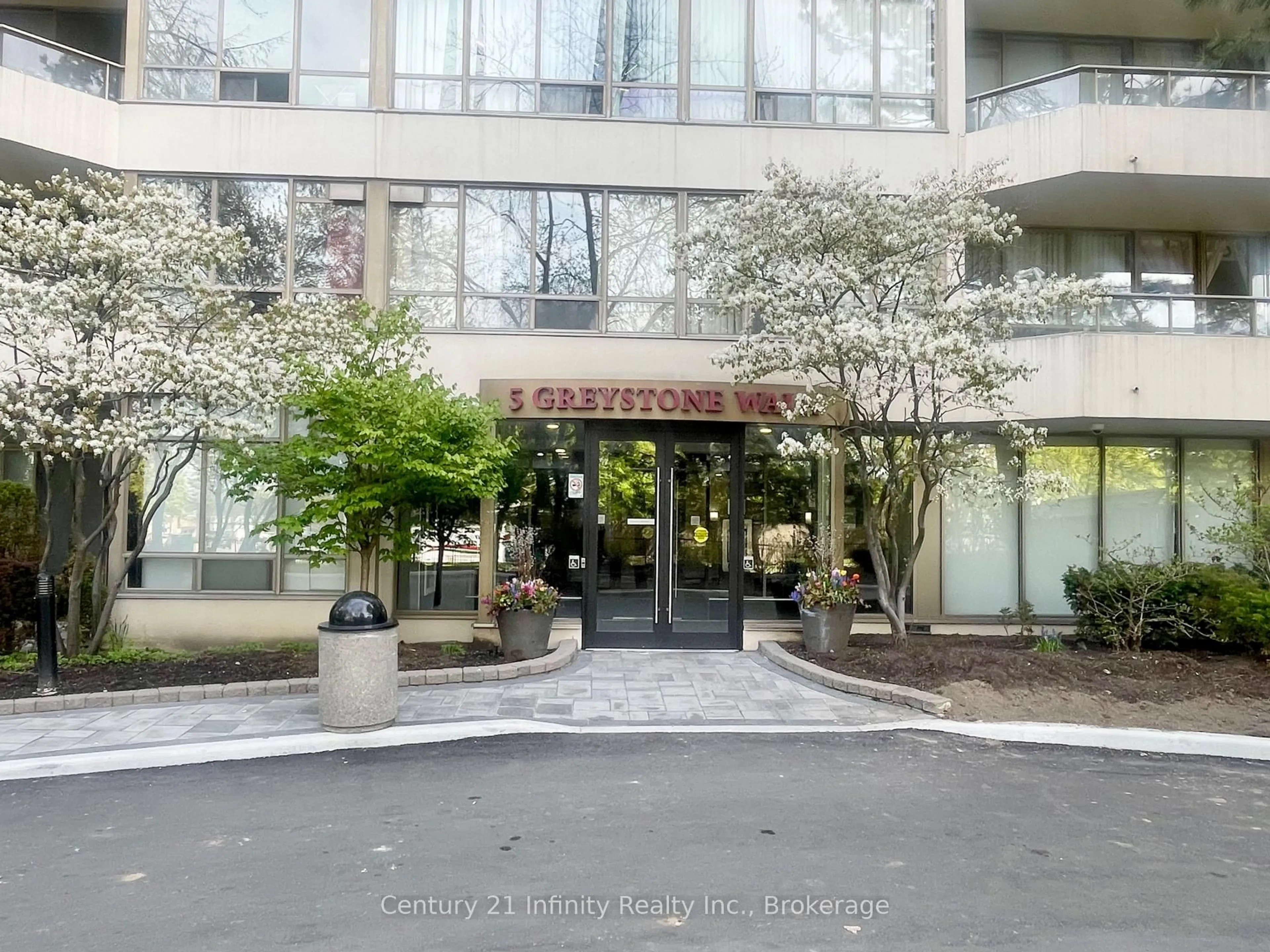 Indoor foyer for 5 Greystone Walk Dr #1206, Toronto Ontario M1K 5J5