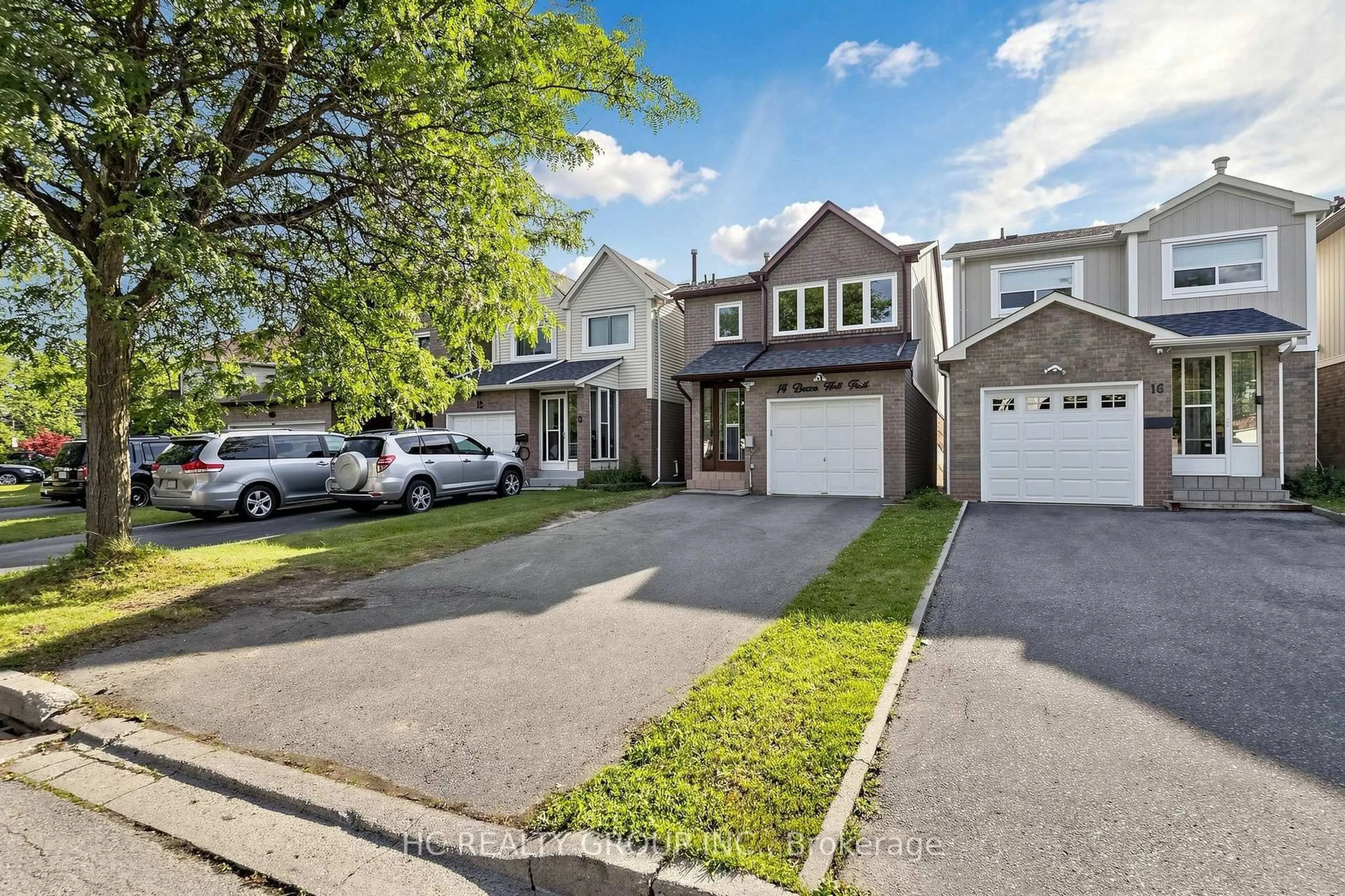 A pic from outside/outdoor area/front of a property/back of a property/a pic from drone, street for 14 Becca Hall Tr, Toronto Ontario M1V 2T8