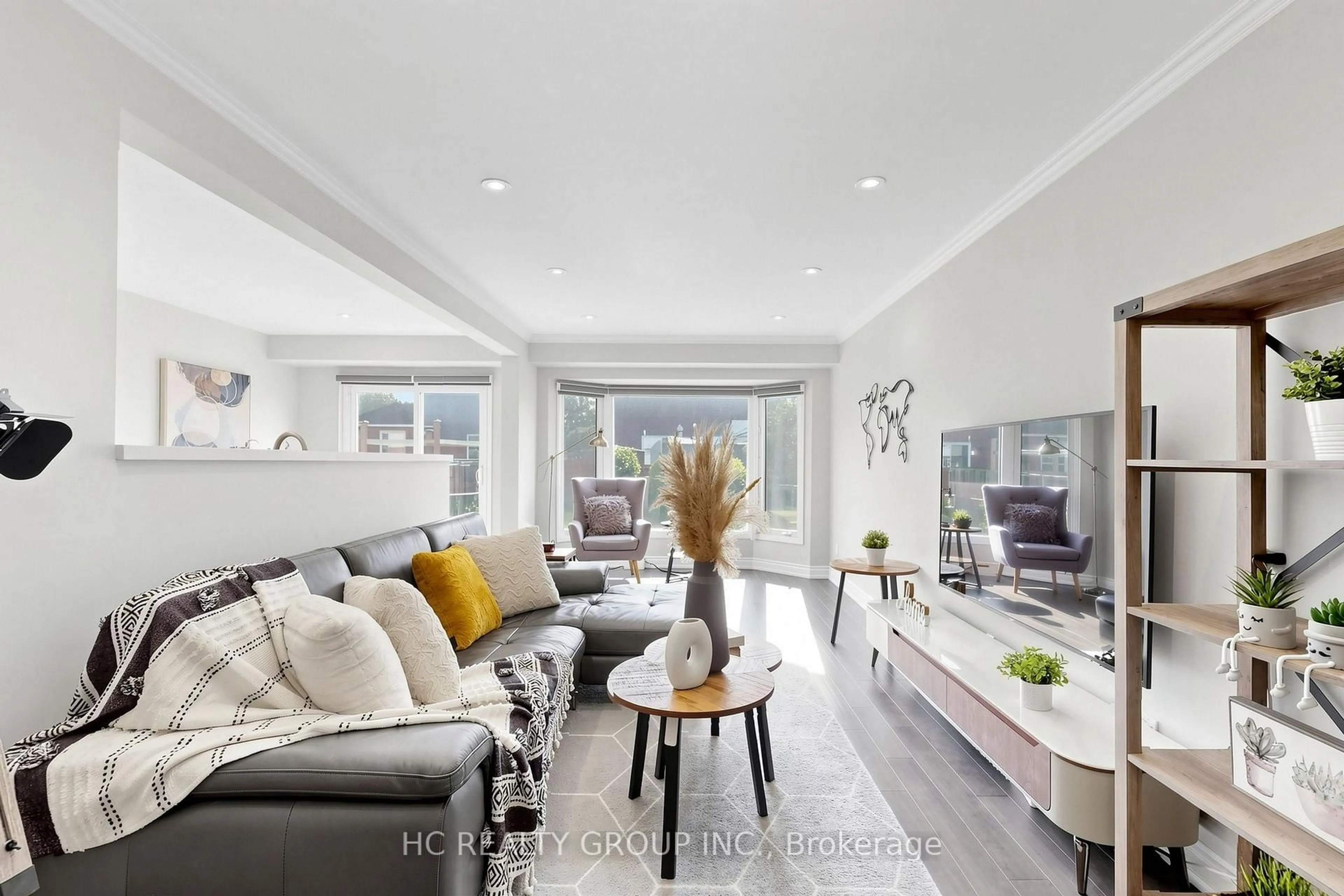 Living room with furniture, unknown for 14 Becca Hall Tr, Toronto Ontario M1V 2T8