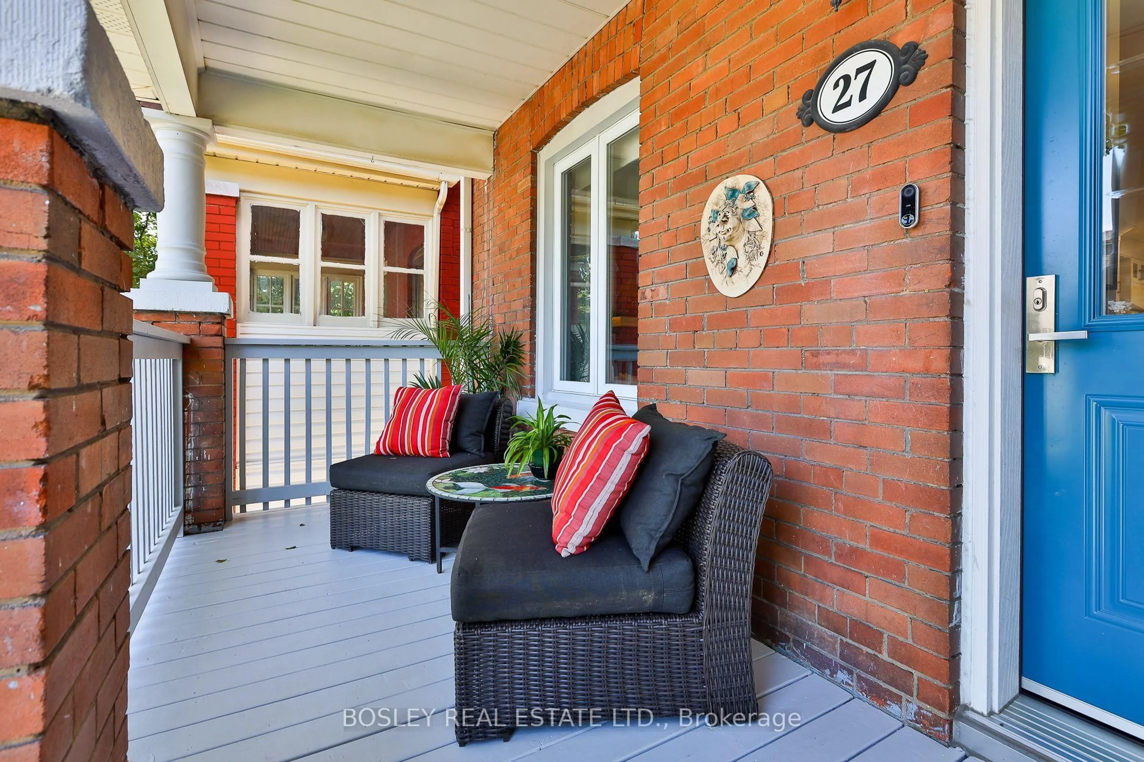 Patio, street for 27 Mountnoel Ave, Toronto Ontario M4J 1H7