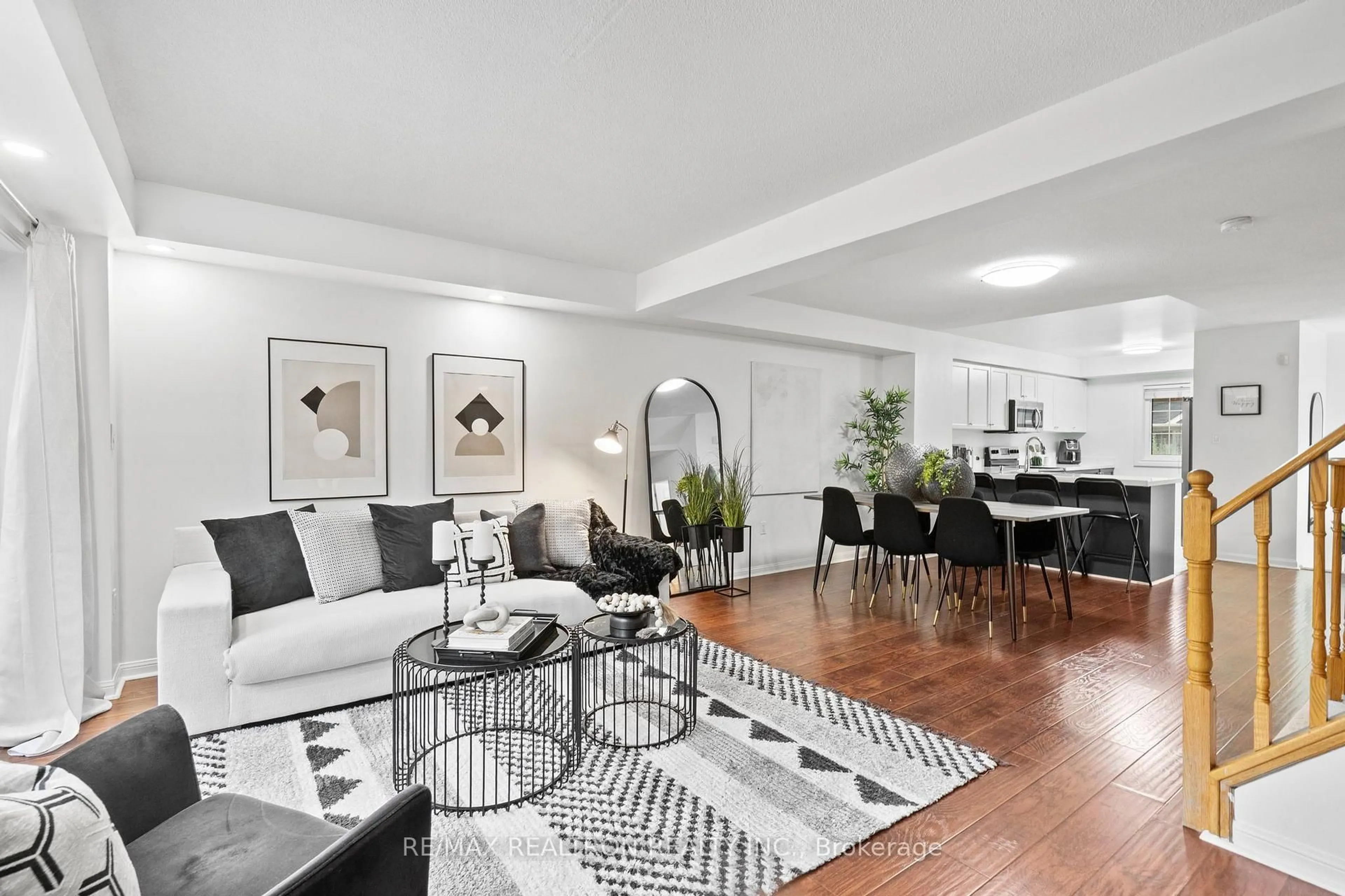 Living room with furniture, unknown for 7 Torr Lane, Ajax Ontario L1S 7N1