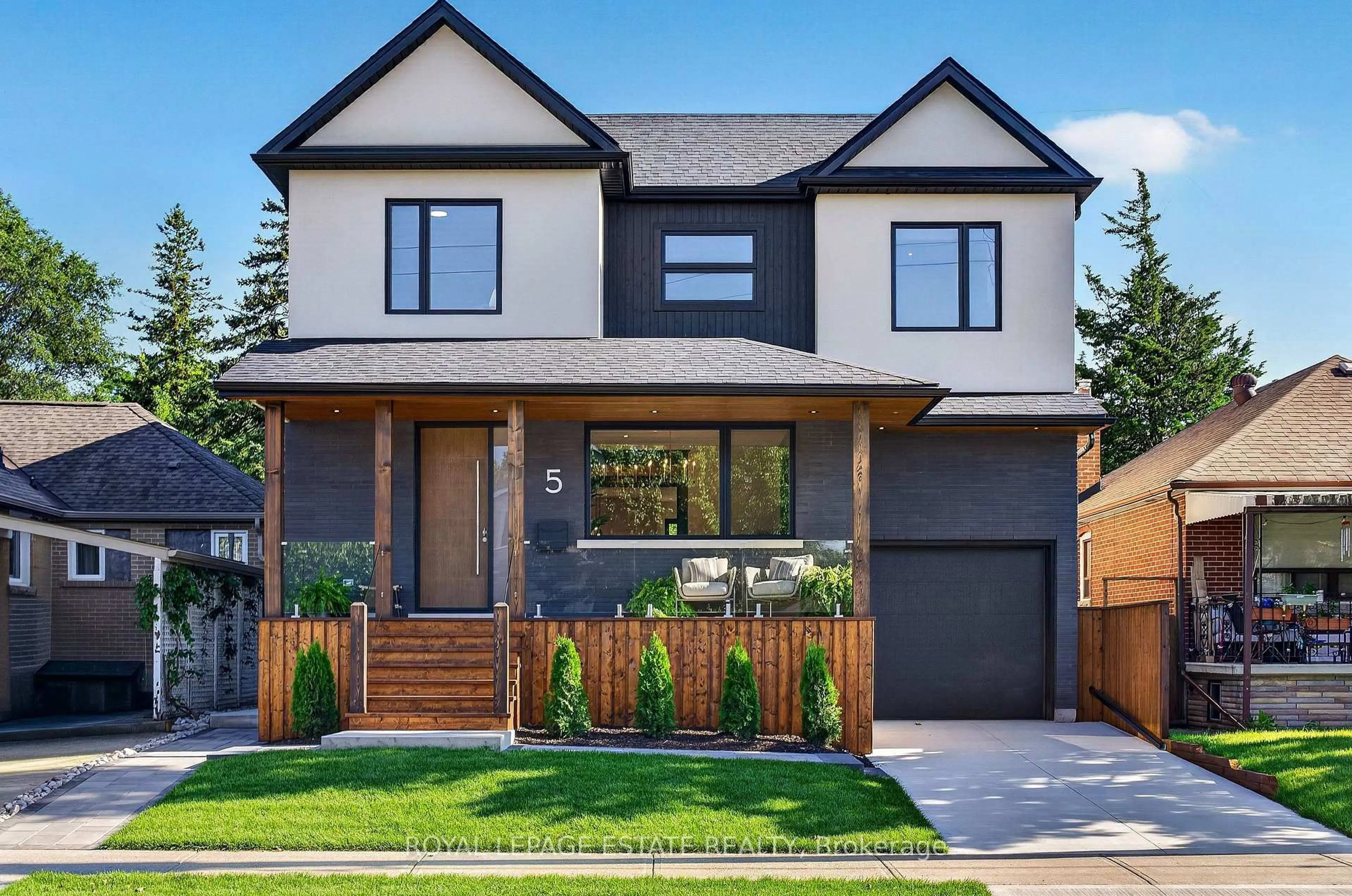Home with brick exterior material, street for 5 North Dr, Toronto Ontario M1N 1Y9