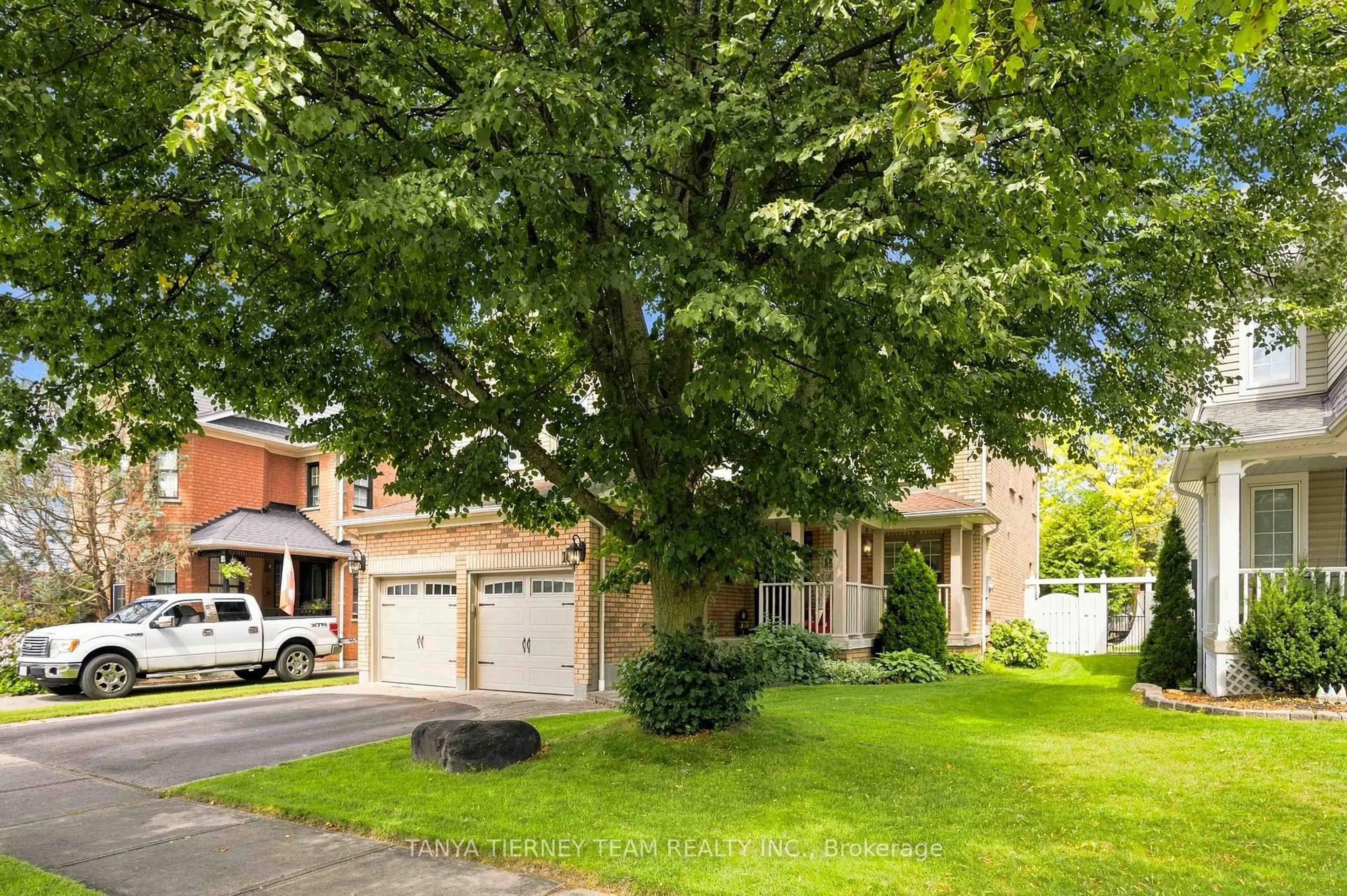 Home with brick exterior material, street for 16 Waring Ave, Whitby Ontario L1M 1G4