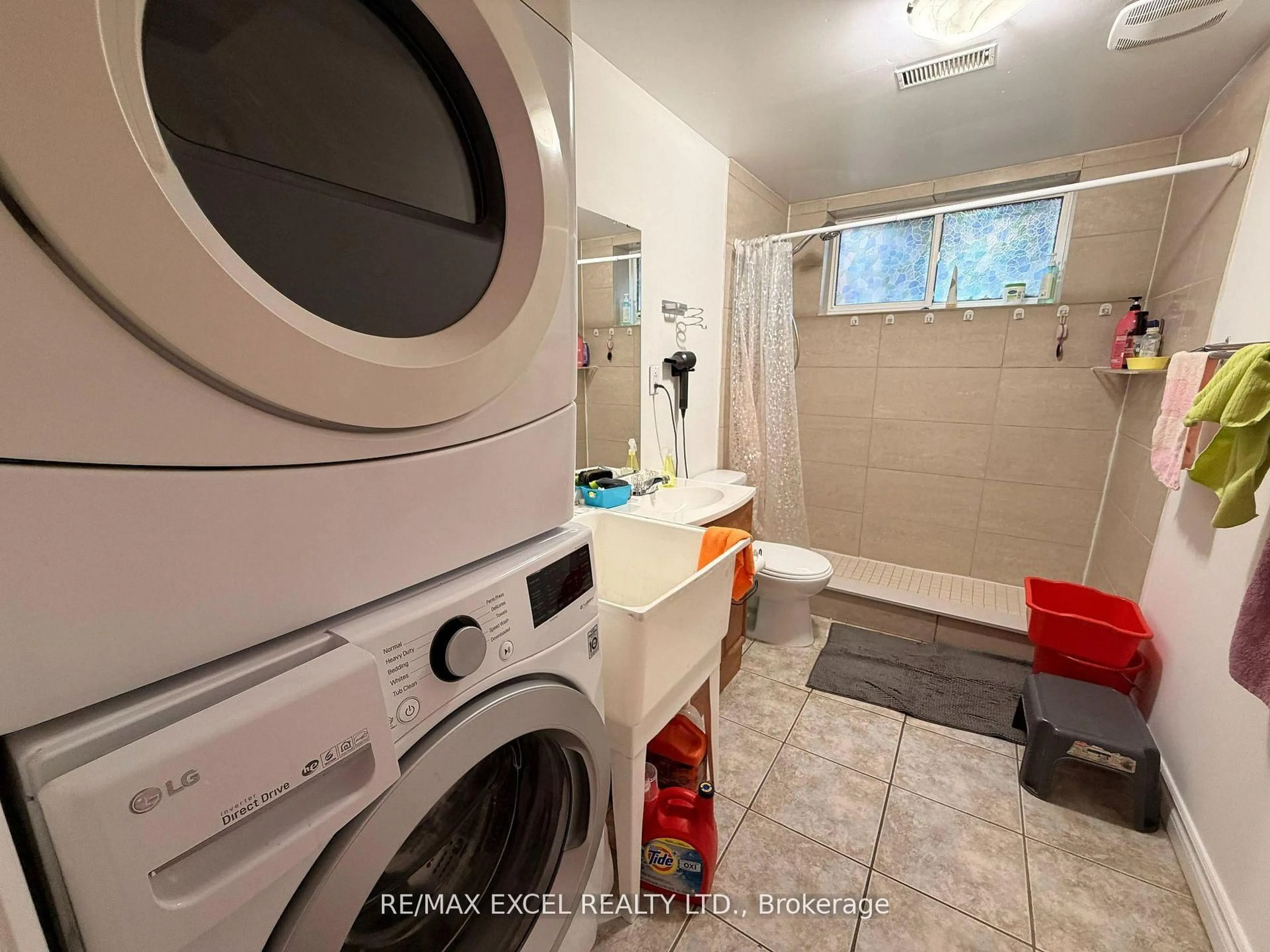 Laundry room for 50 Shootfield Cres, Toronto Ontario M1S 4E2