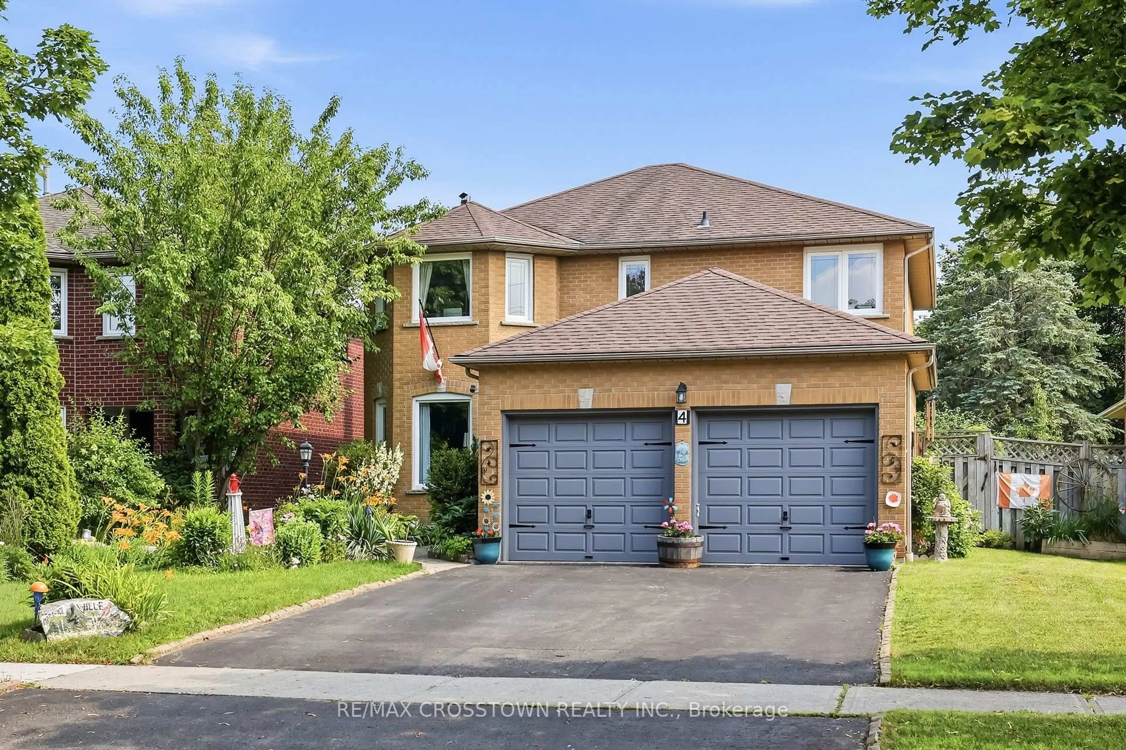 Home with brick exterior material, street for 4 Martinet St, Whitby Ontario L1N 8K8