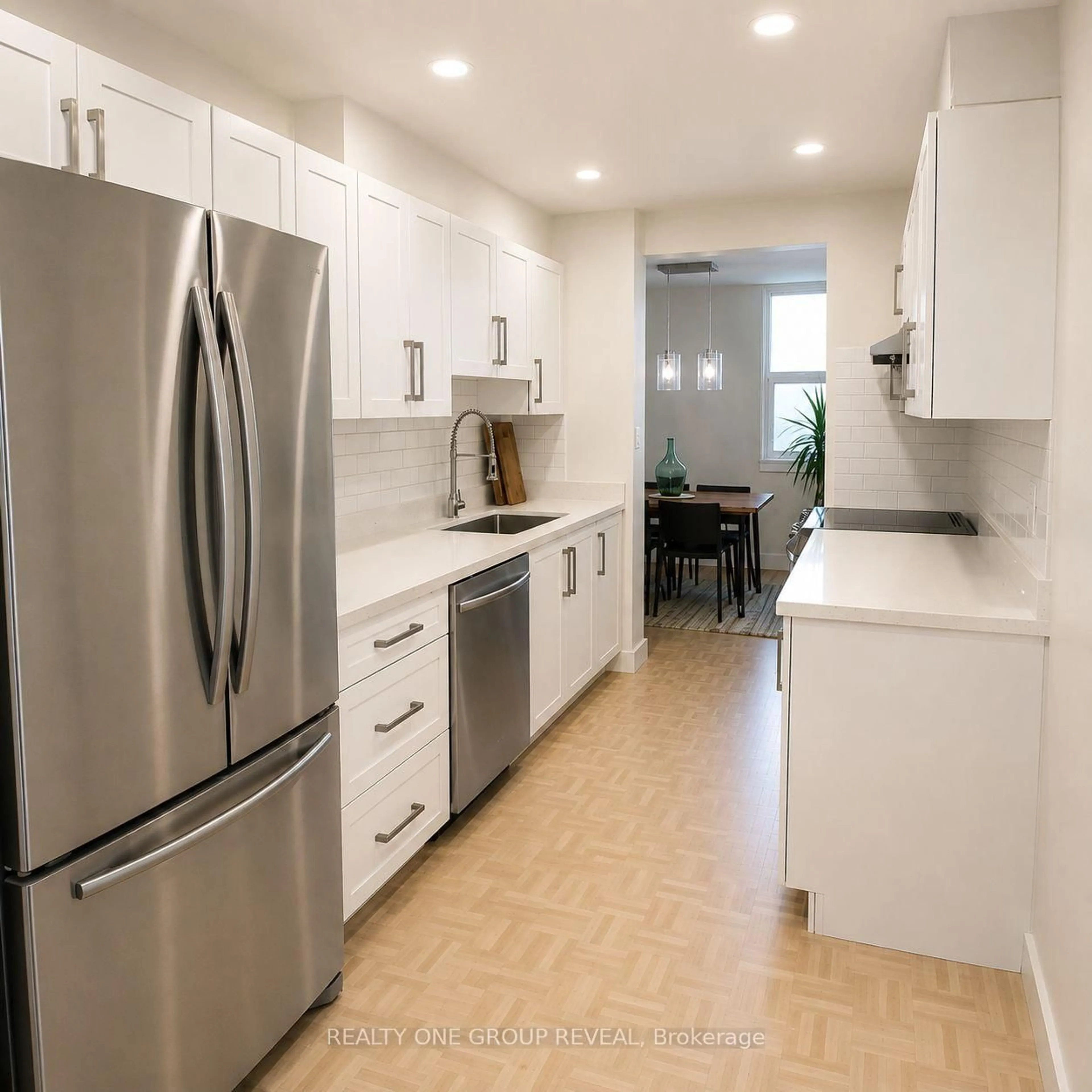 Unknown for 3 Massey Sq #2605, Toronto Ontario M4C 5L5