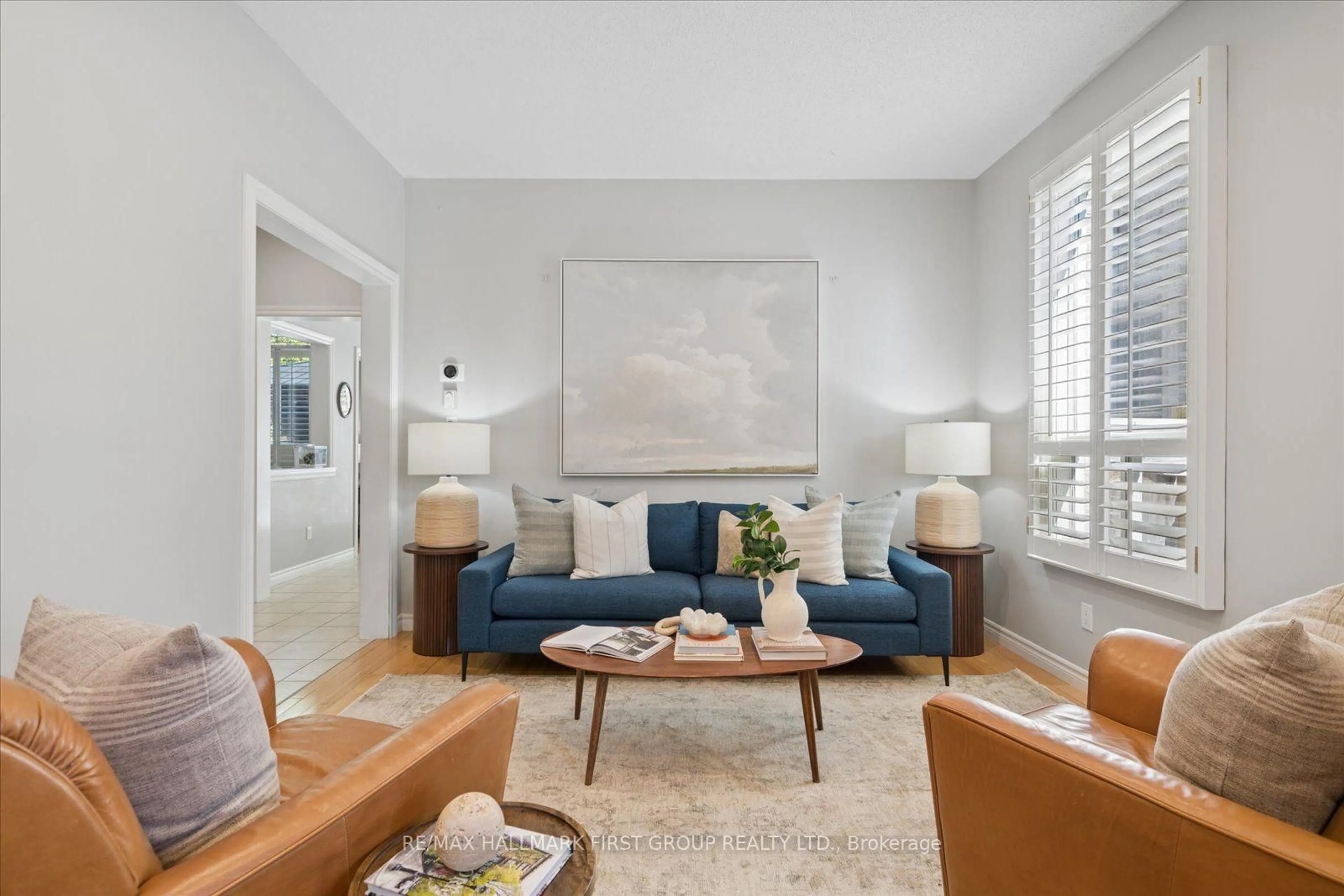 Living room with furniture, unknown for 9 Pebblebrook Cres, Whitby Ontario L1R 3P4