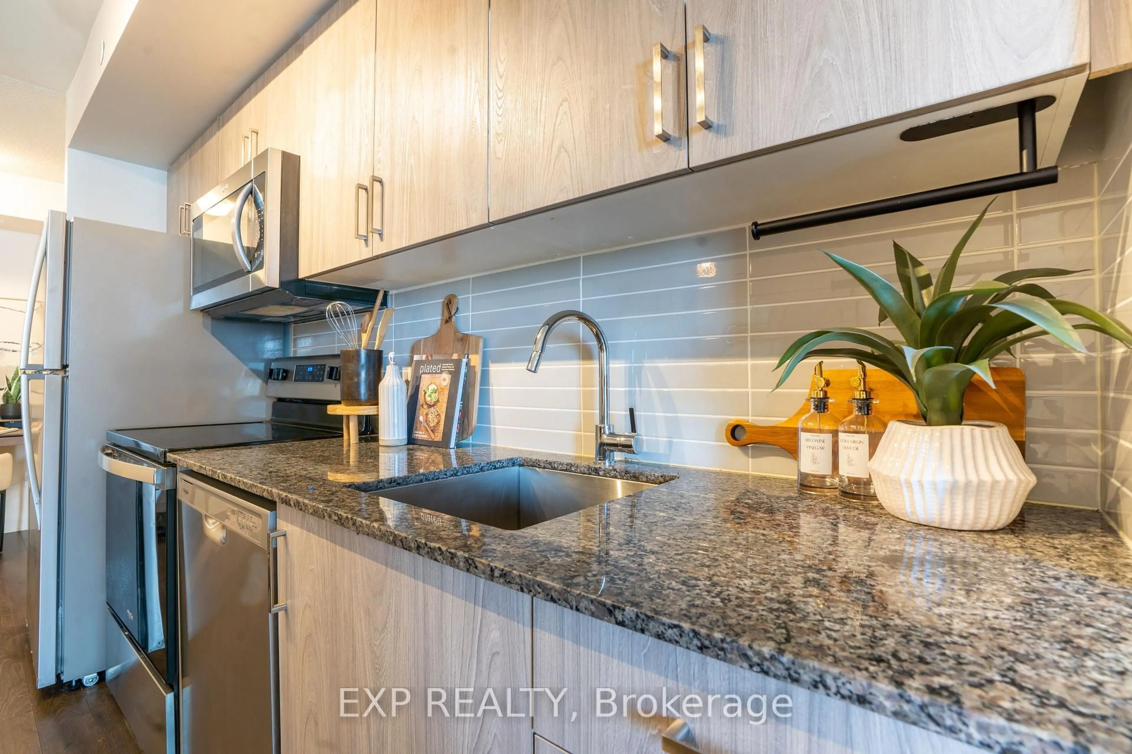 Standard kitchen, unknown for 20 Meadowglen Pl #2410, Toronto Ontario M1G 0A9