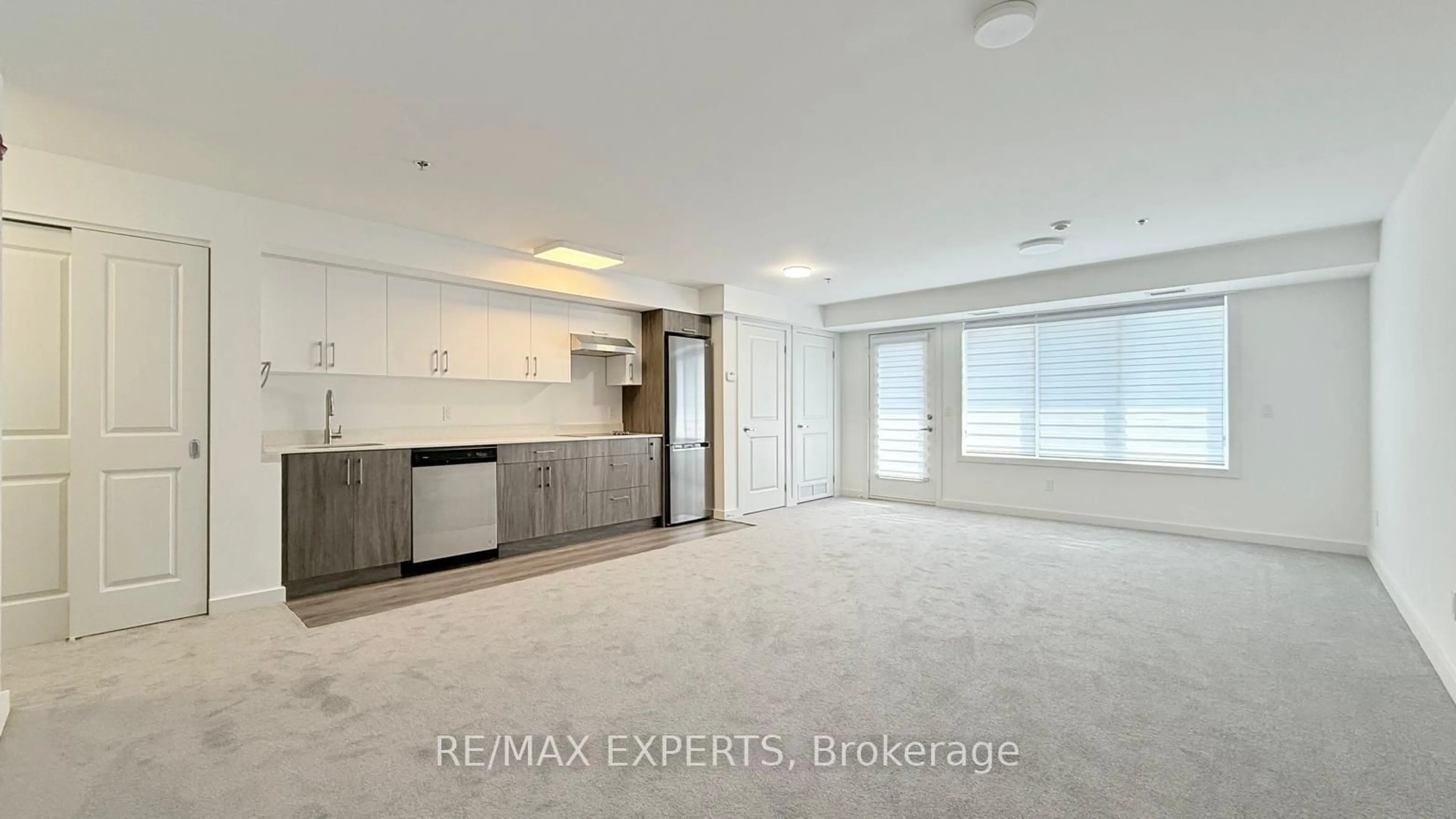 A pic of a room for 45 Connaught Ave #404, Toronto Ontario M4L 2V8