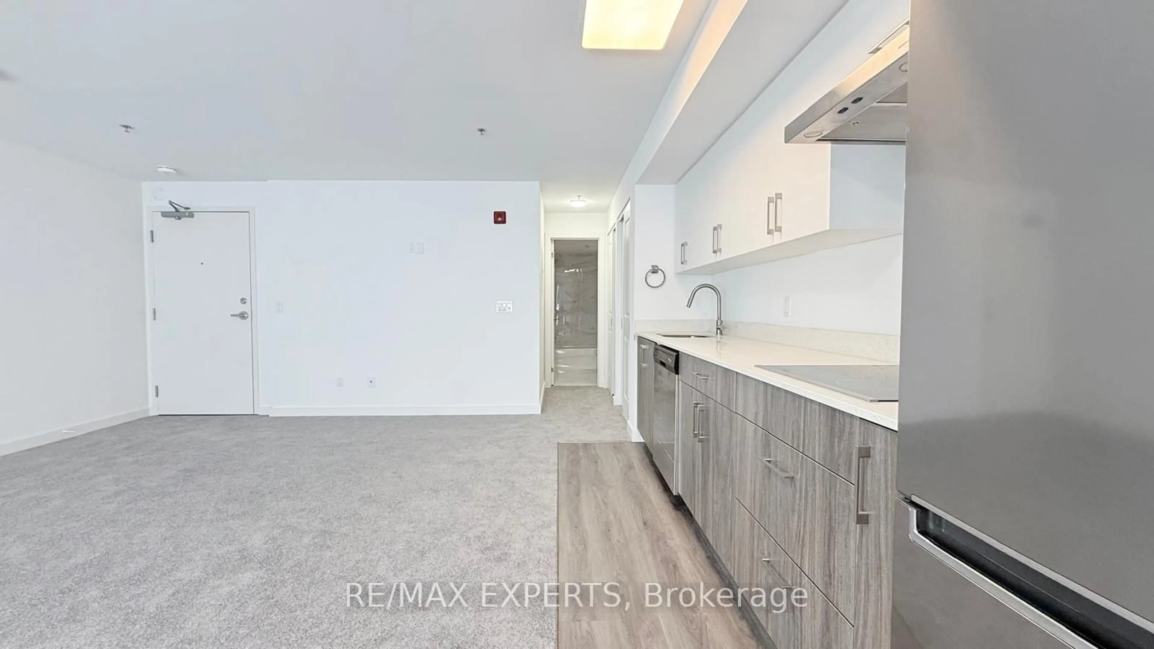 Unknown for 45 Connaught Ave #404, Toronto Ontario M4L 2V8