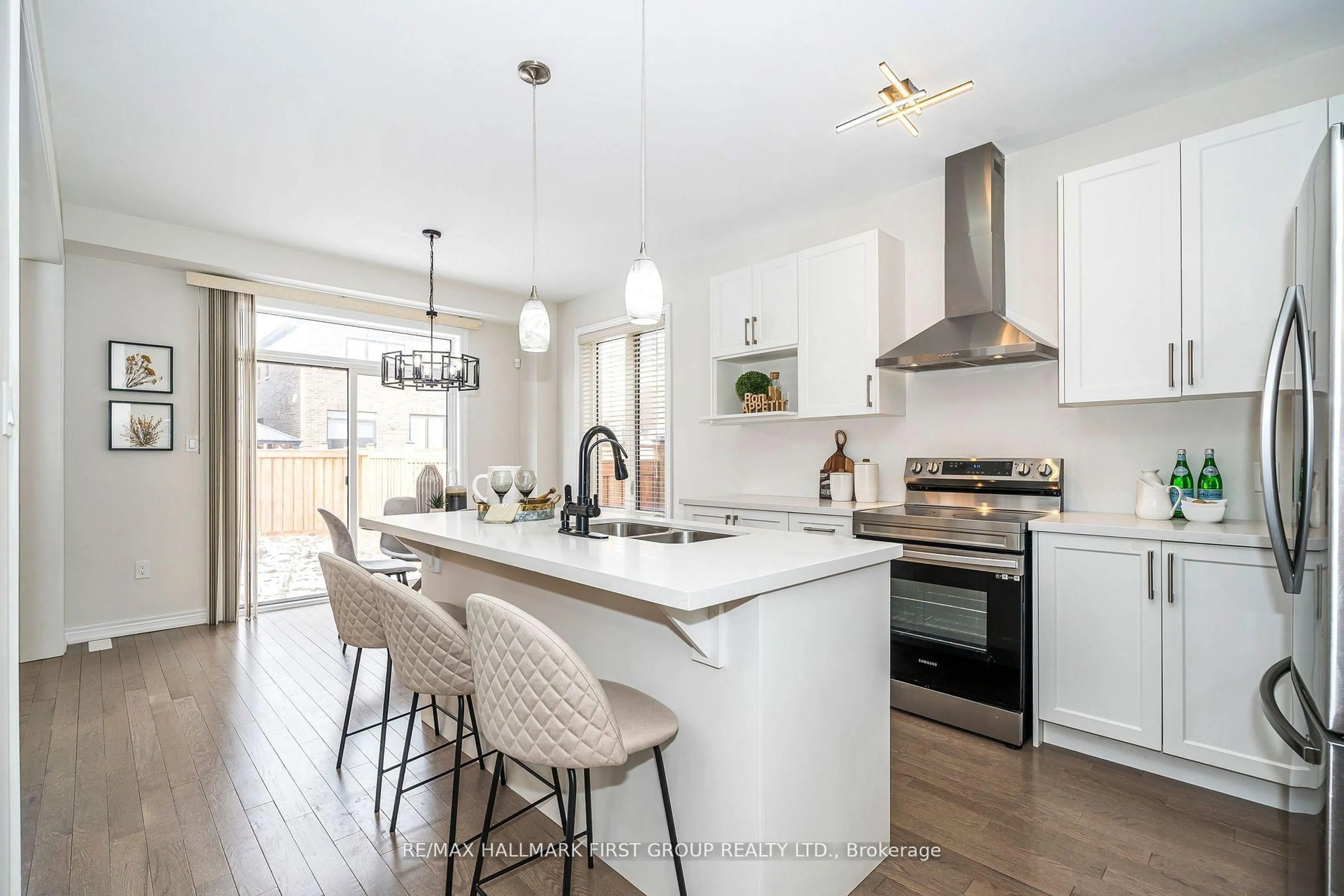 Open concept kitchen, unknown for 49 Walter Clifford Nesbitt Dr, Whitby Ontario L1P 0G5