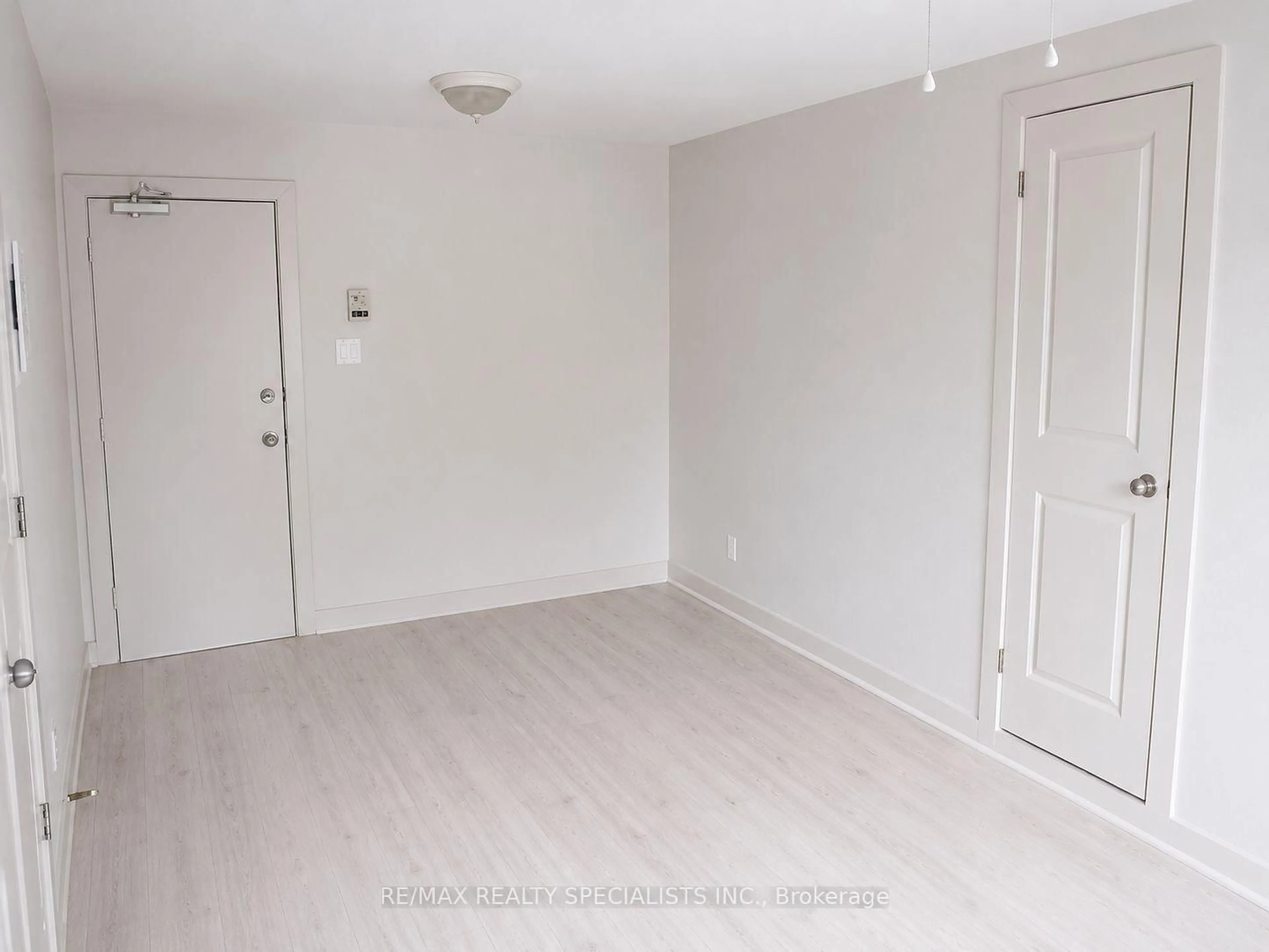 A pic of a room for 1659 Gerrard St, Toronto Ontario M4L 2A9