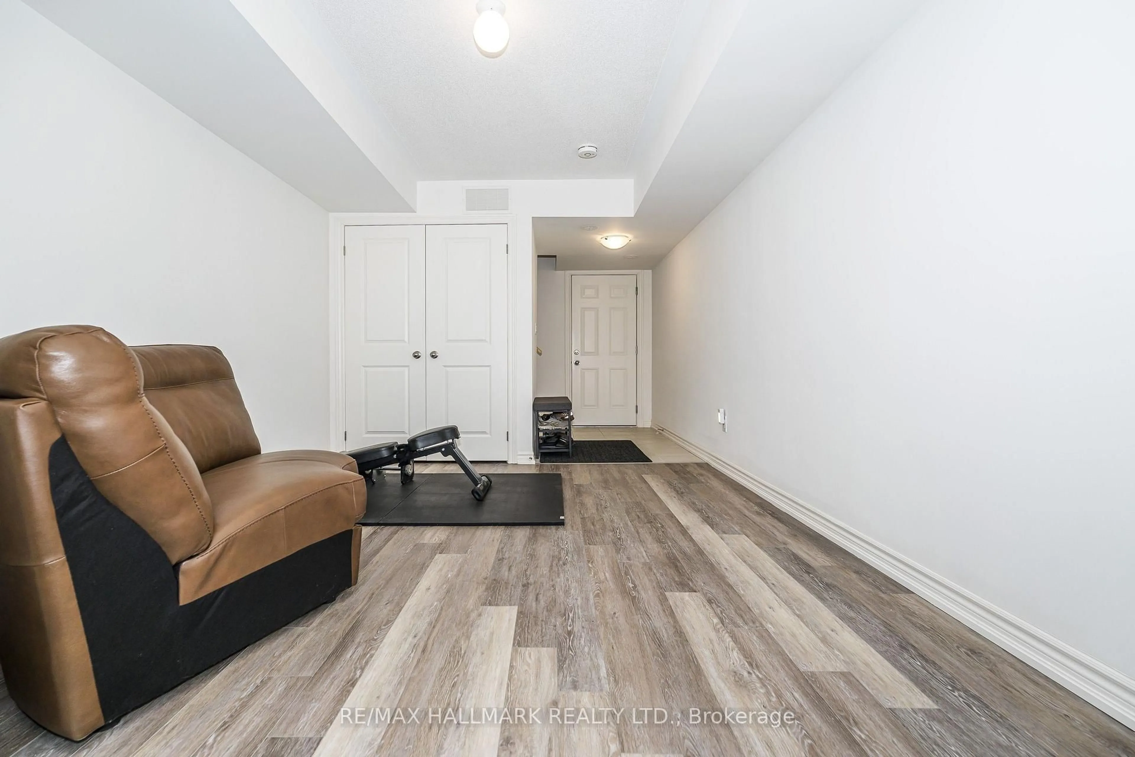 A pic of a room for 2558 Ladyfern Crossing, Pickering Ontario L1X 0E6