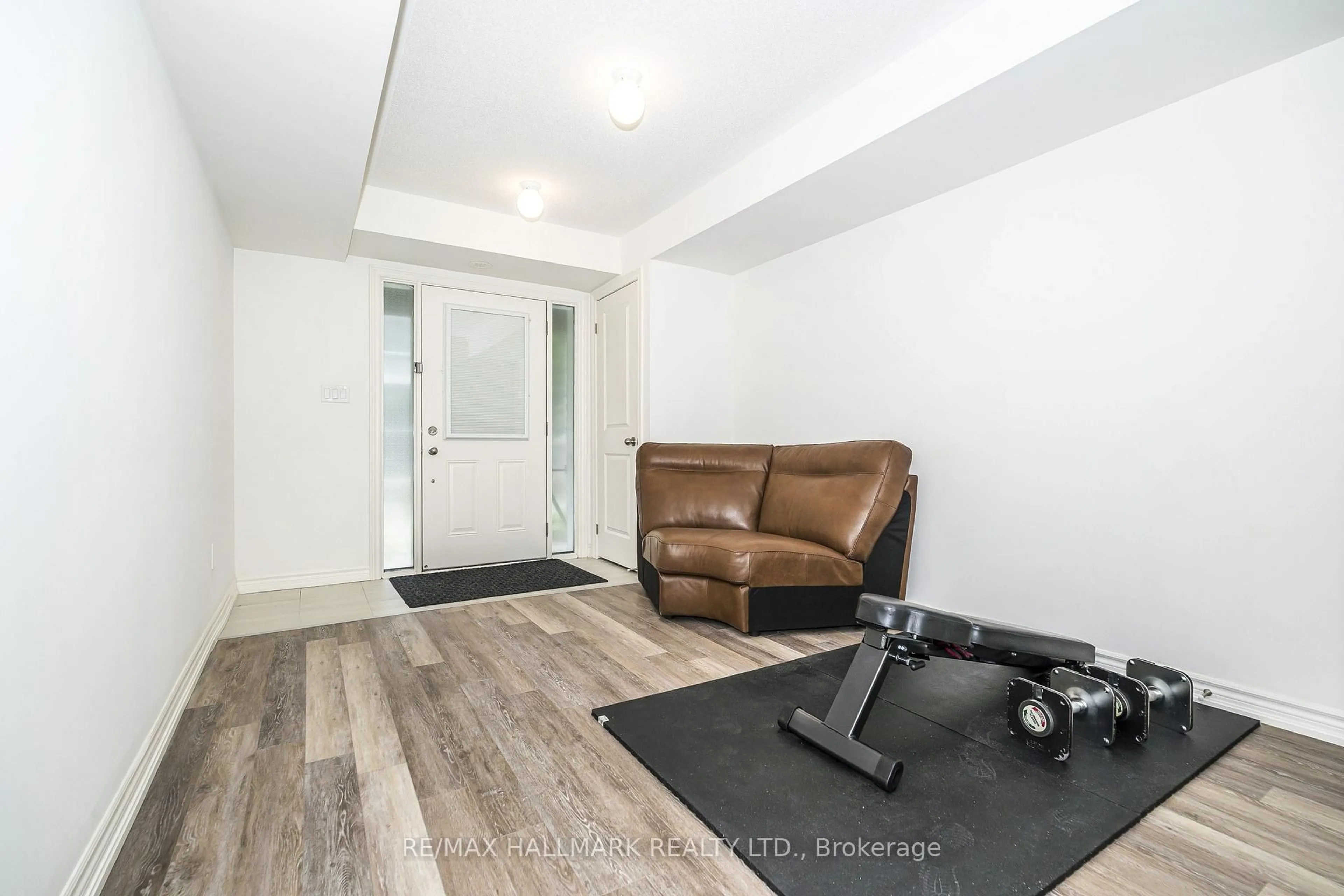 Unknown for 2558 Ladyfern Crossing, Pickering Ontario L1X 0E6