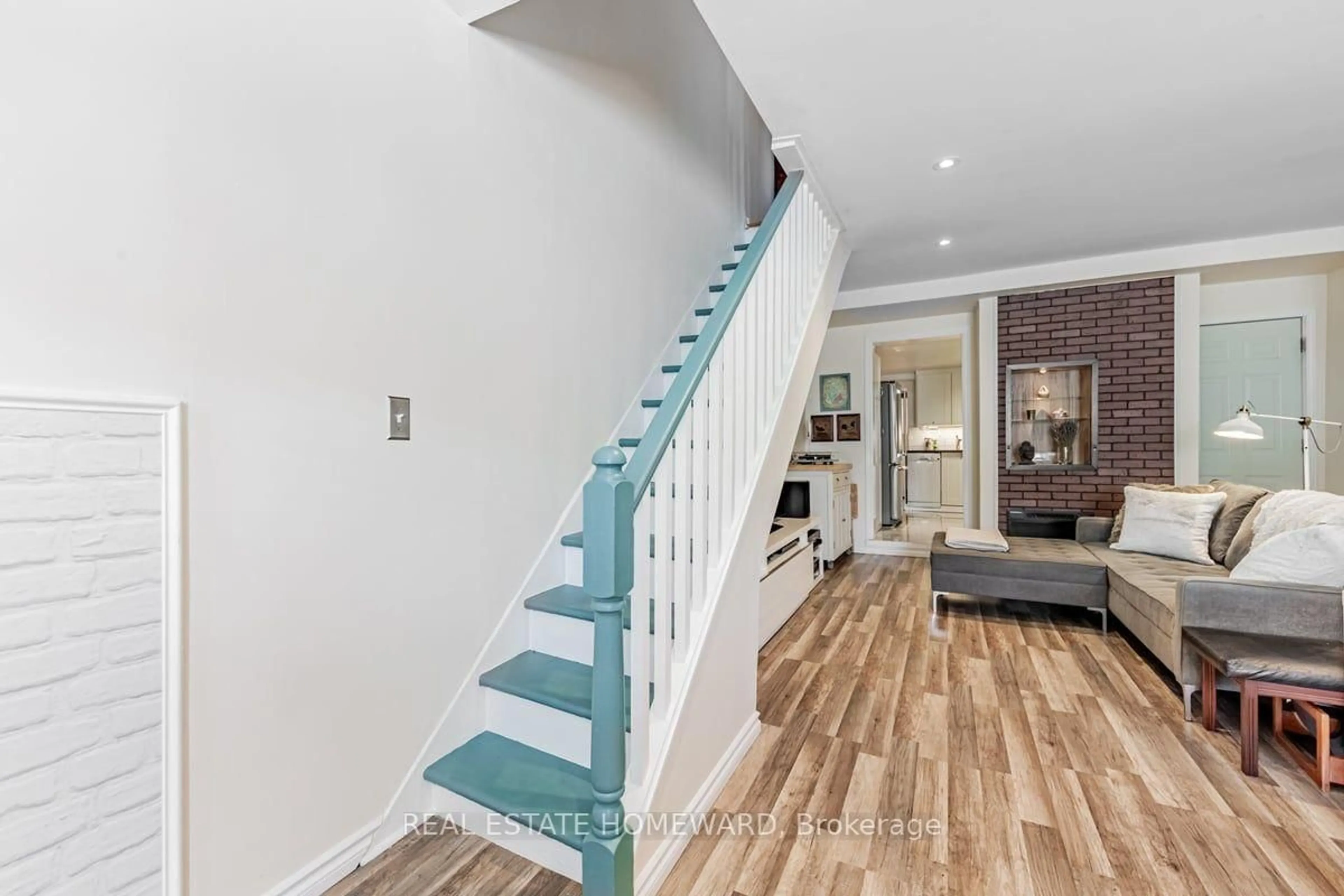 Stairs for 111 Jones Ave, Toronto Ontario M4M 2Z7