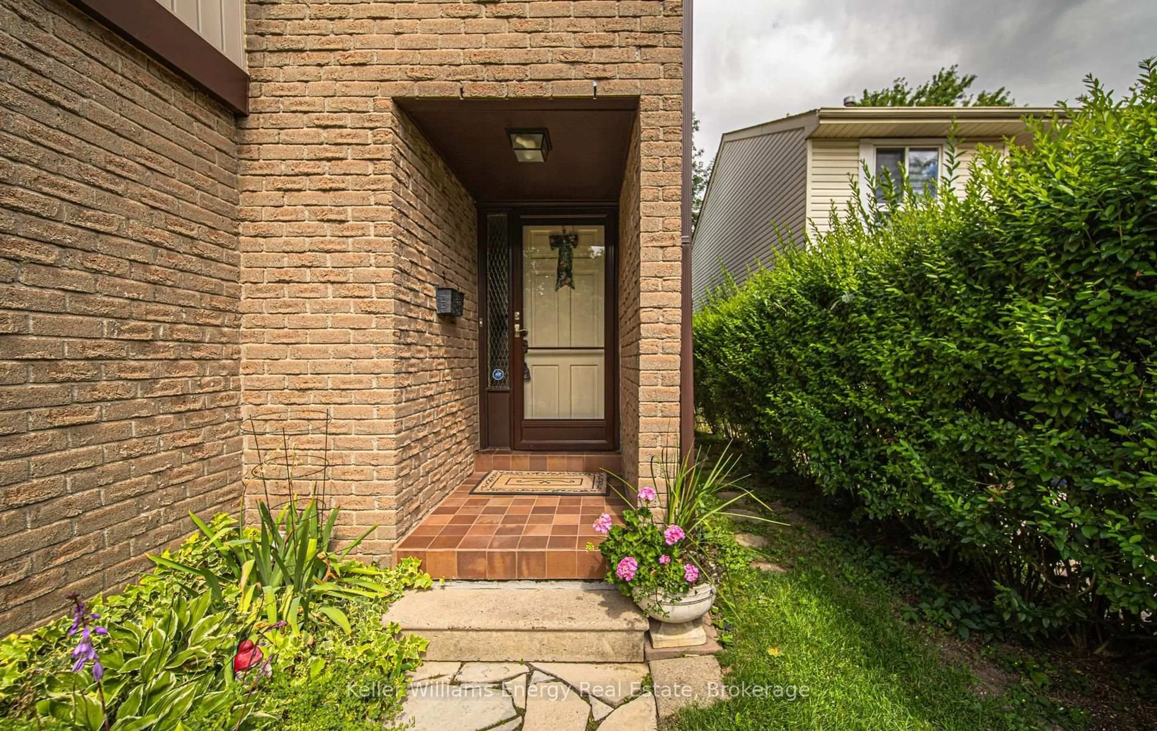 Home with brick exterior material, street for 46 Croach Cres, Toronto Ontario M1S 4J1