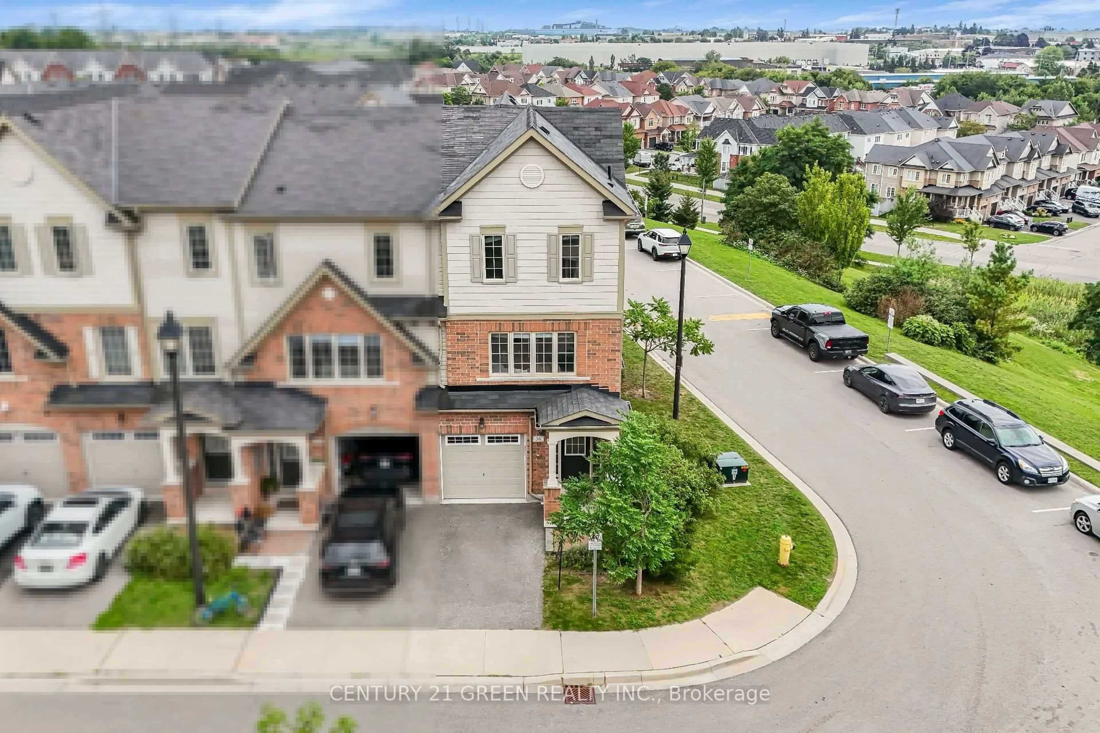 A pic from outside/outdoor area/front of a property/back of a property/a pic from drone, street for 36 Comfort Way, Whitby Ontario L1N 0K5
