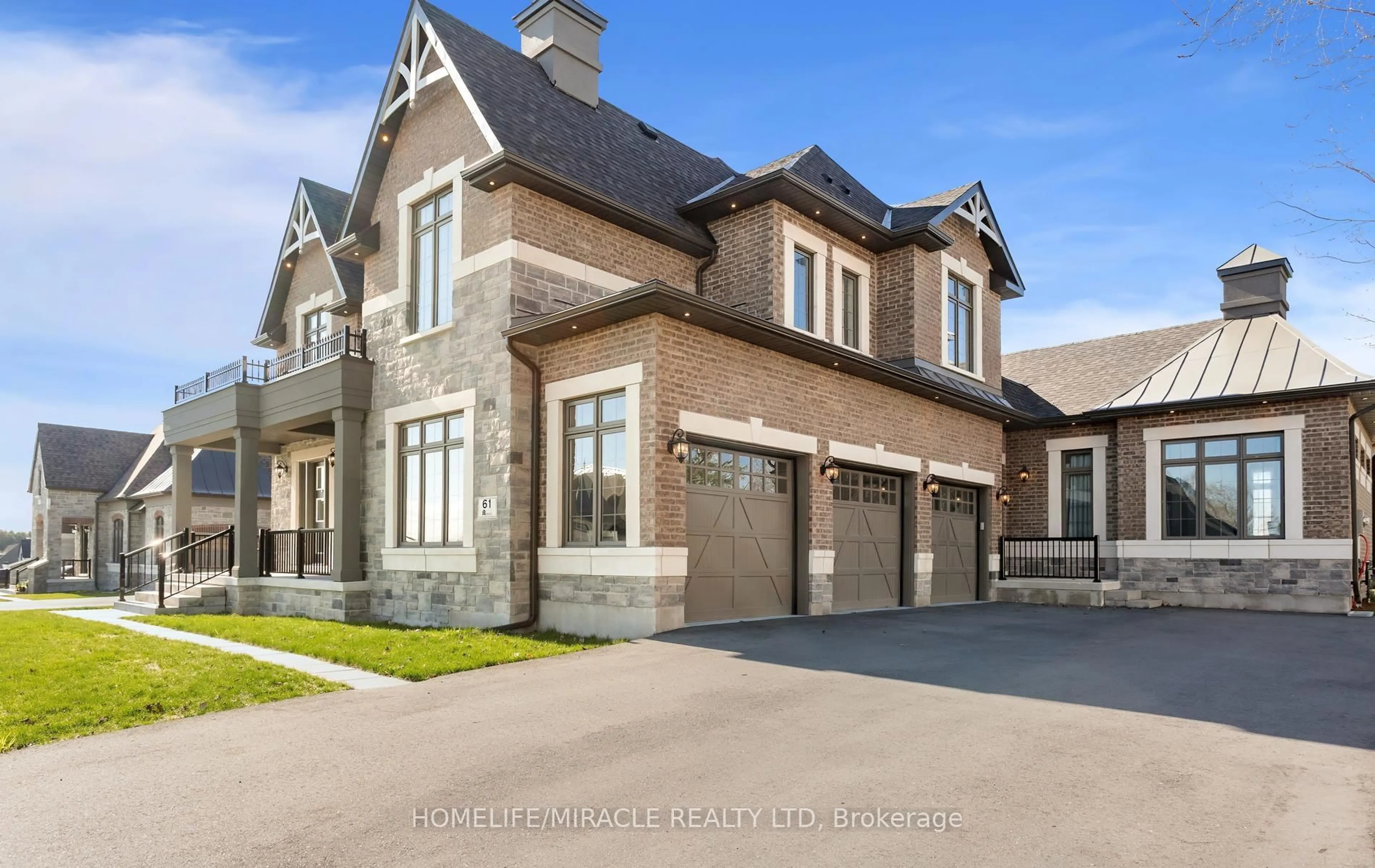 Home with brick exterior material, street for 61 Bonnie Brae Crt, Scugog Ontario L9L 1V1