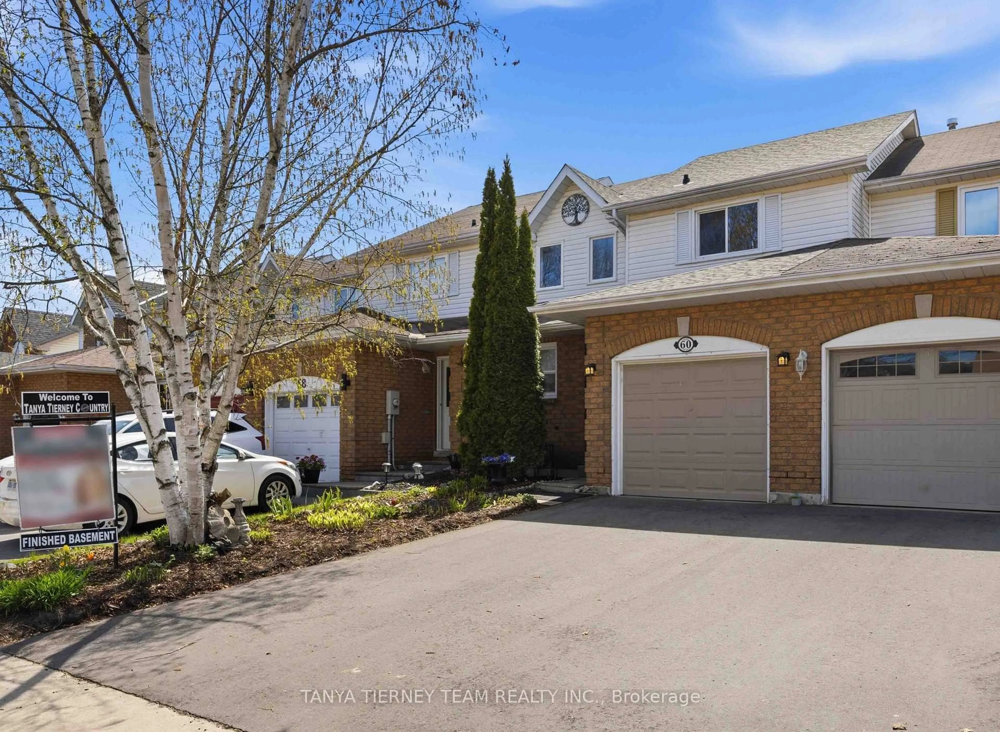 Unknown for 60 Pidduck St, Clarington Ontario L1E 2W2