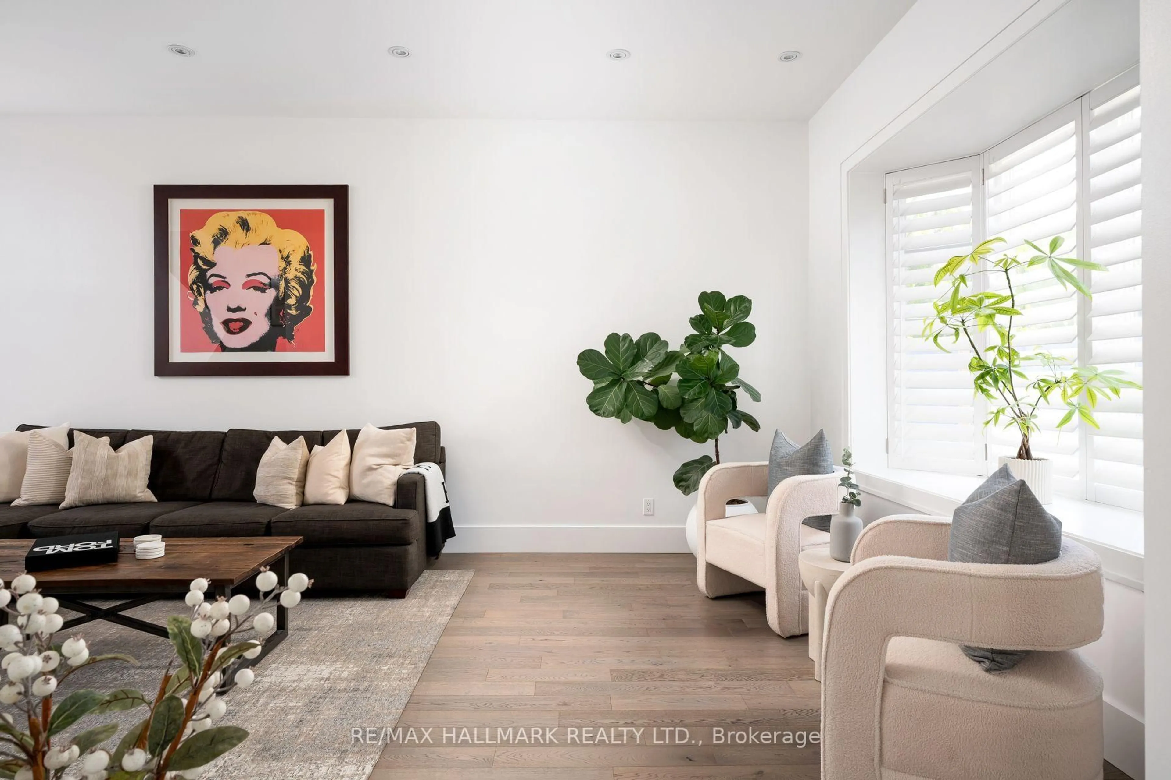 Living room with furniture, unknown for 77 Leroy Ave, Toronto Ontario M4J 4G9