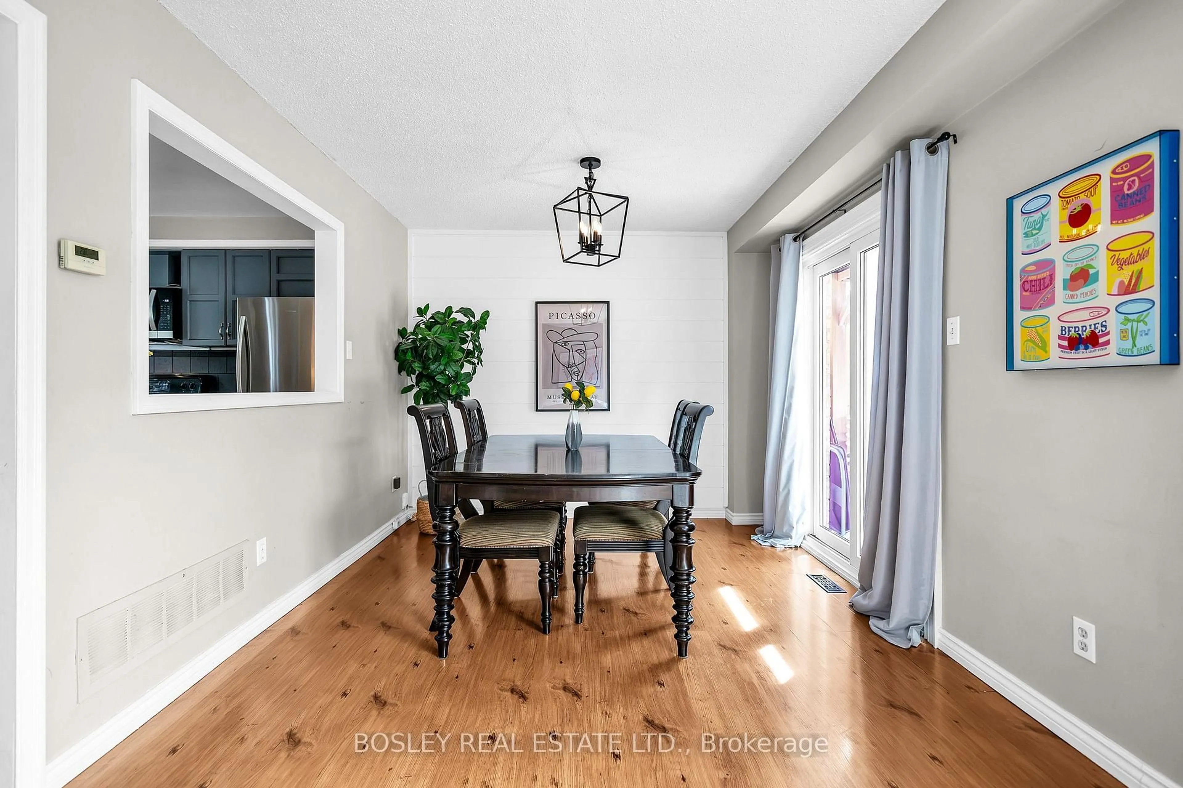 Dining room, wood/laminate floor for 74 Elford Dr, Clarington Ontario L1C 4R4