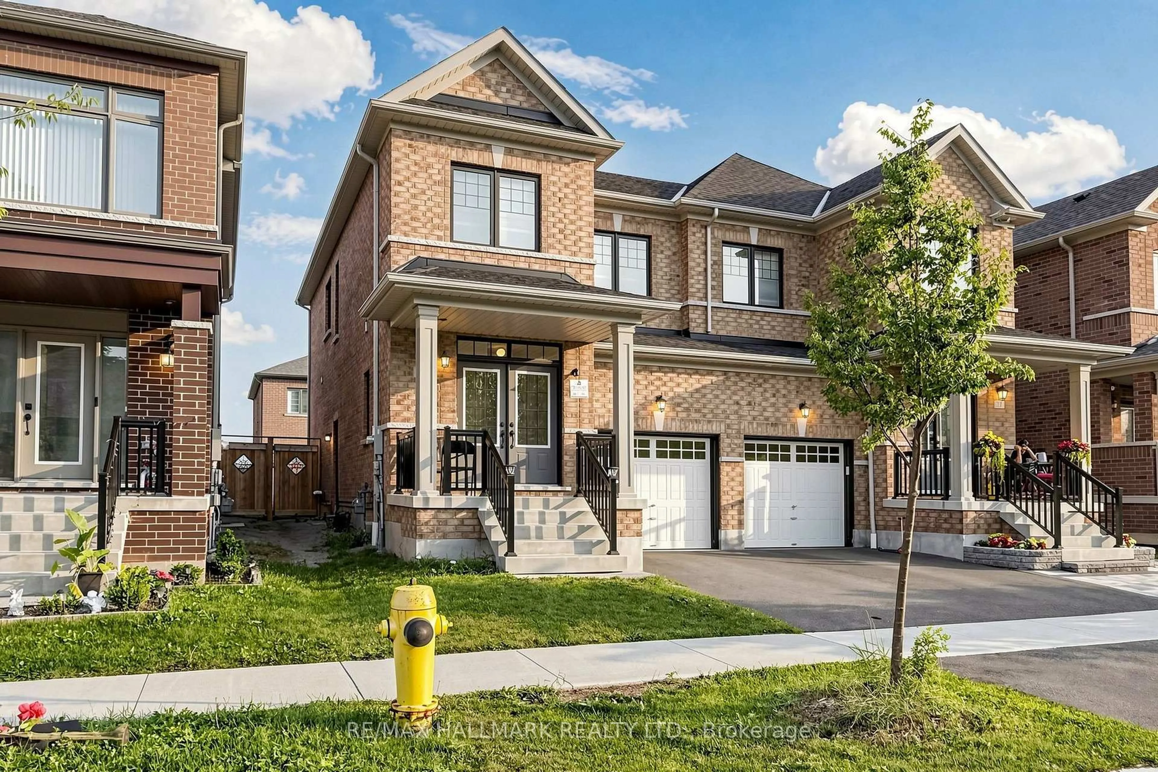 Home with brick exterior material, street for 19 conarty Cres, Whitby Ontario L1P 0L4