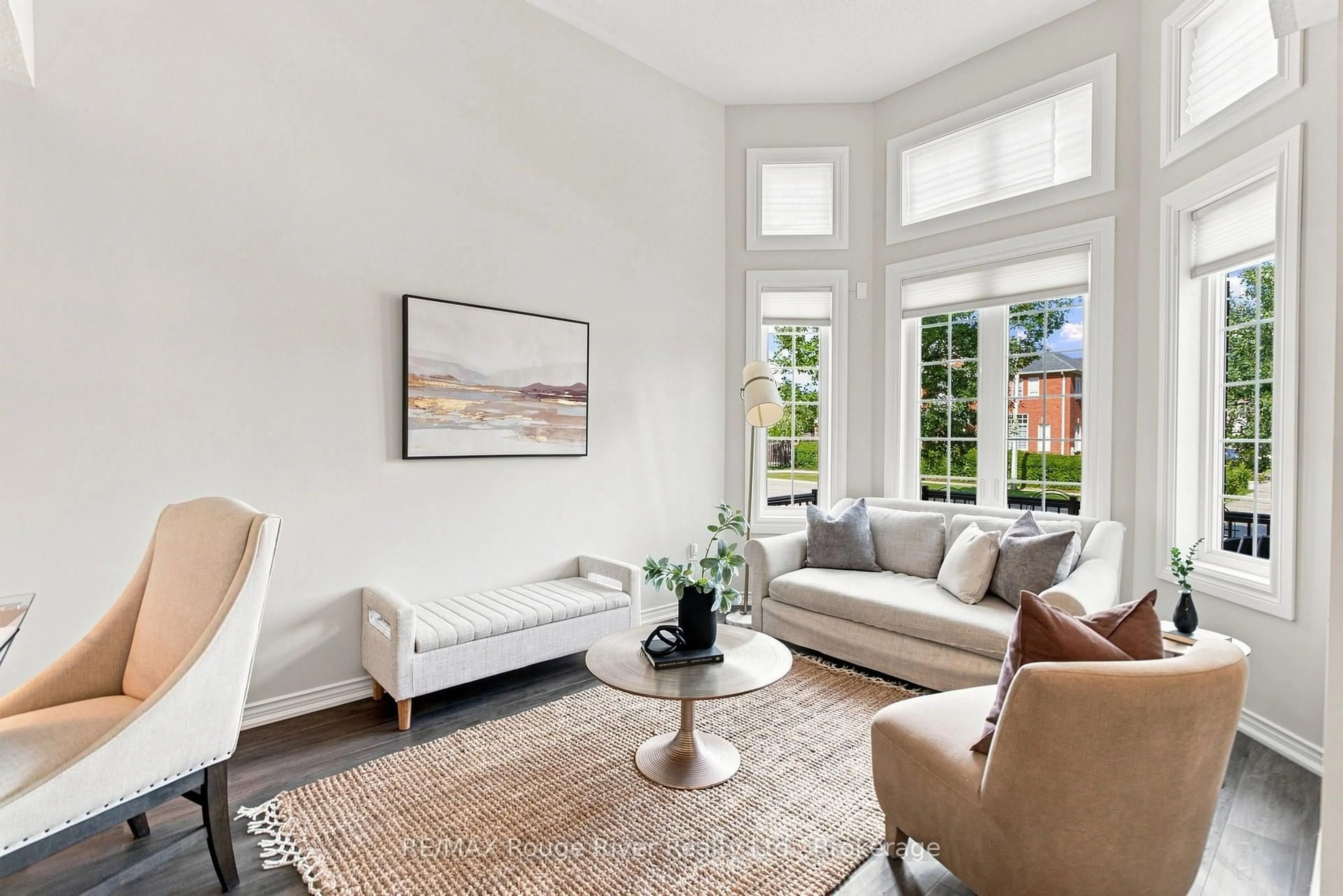 Living room with furniture, unknown for 14 Tormina Blvd, Whitby Ontario L1R 3B2