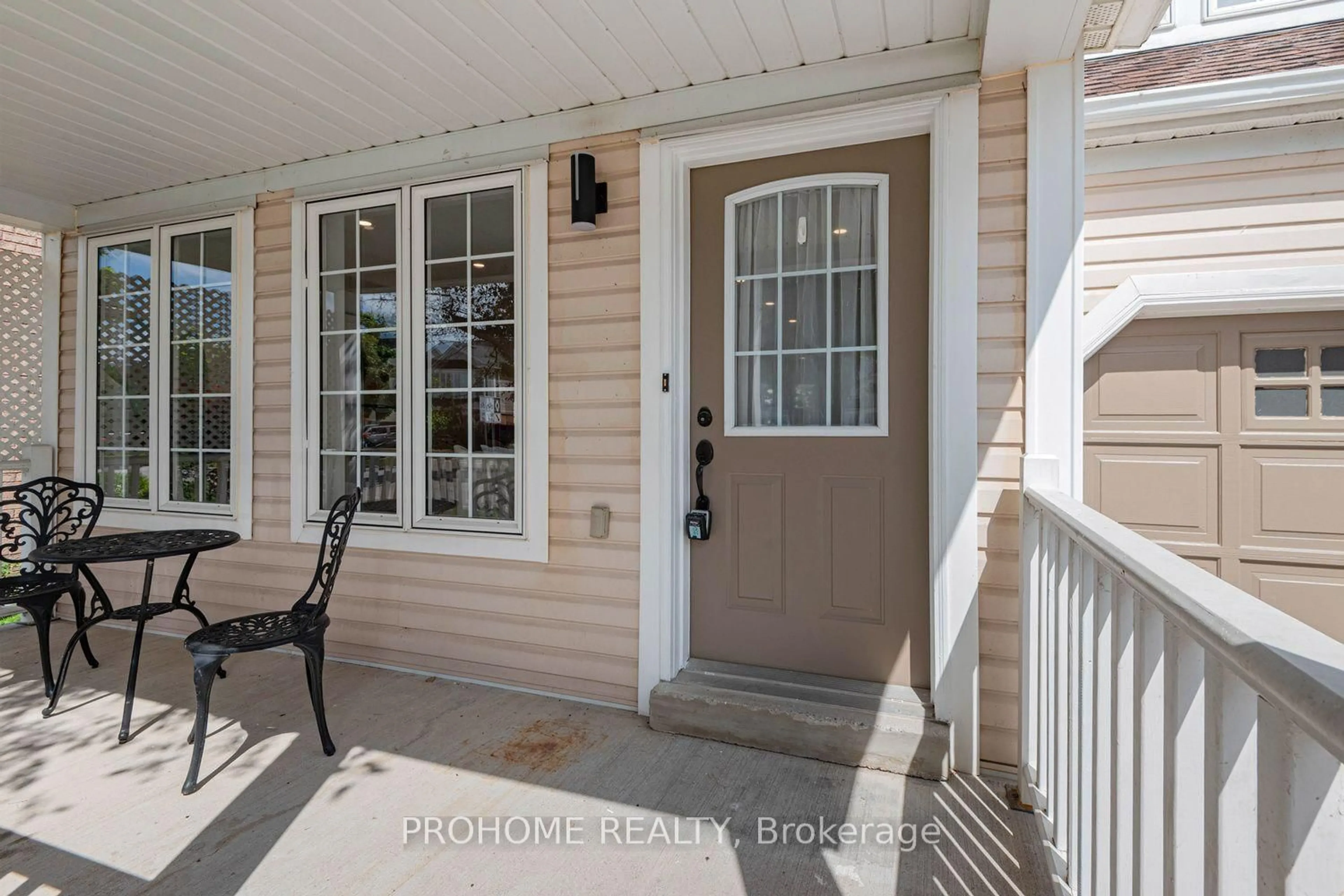 Indoor entryway for 78 Ashbury Blvd, Ajax Ontario L1Z 1N1