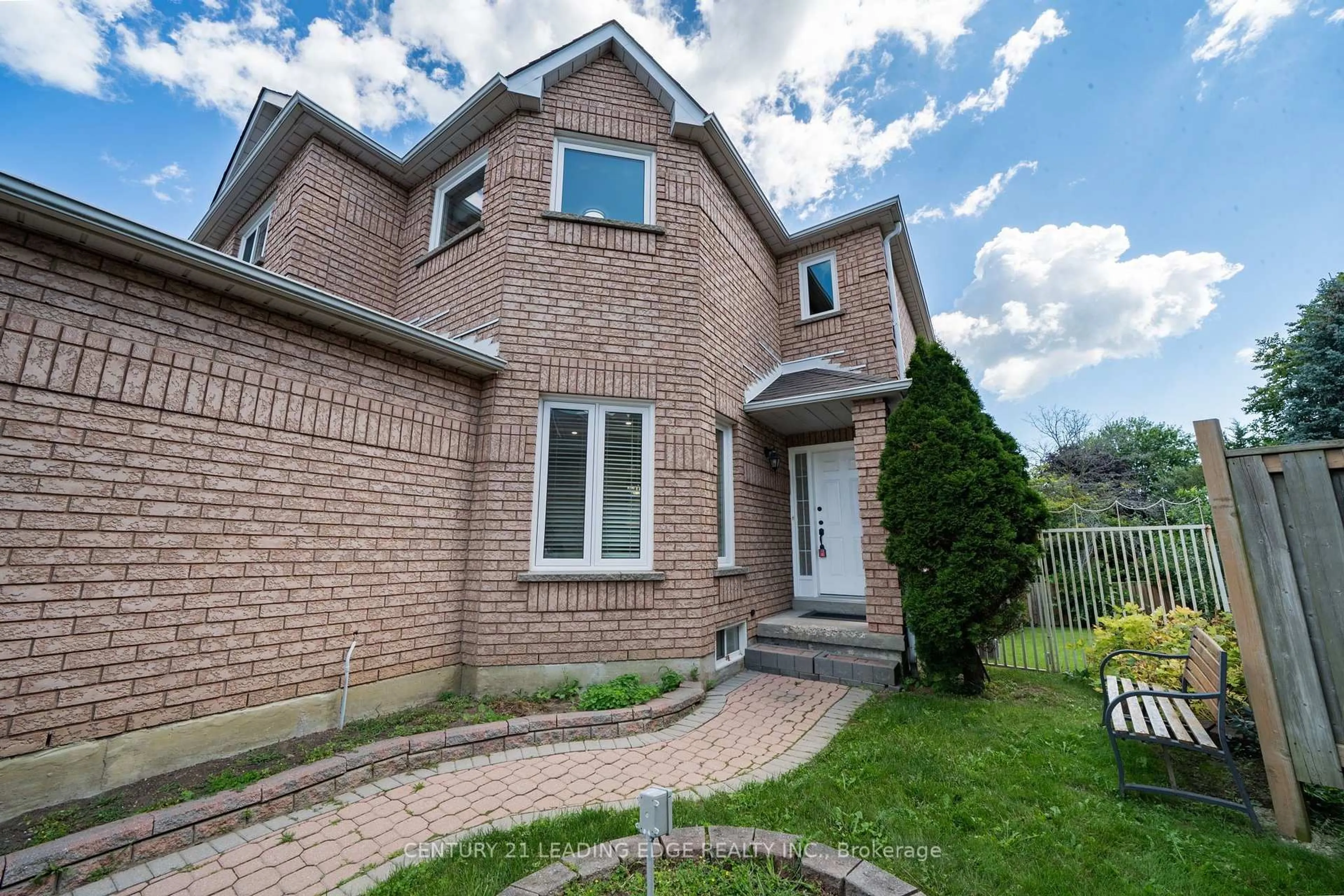 Home with brick exterior material, street for 1595 Deerhurst Crt, Pickering Ontario L1V 6Y7