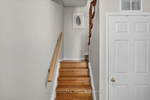 26 Linnell St, Ajax 5