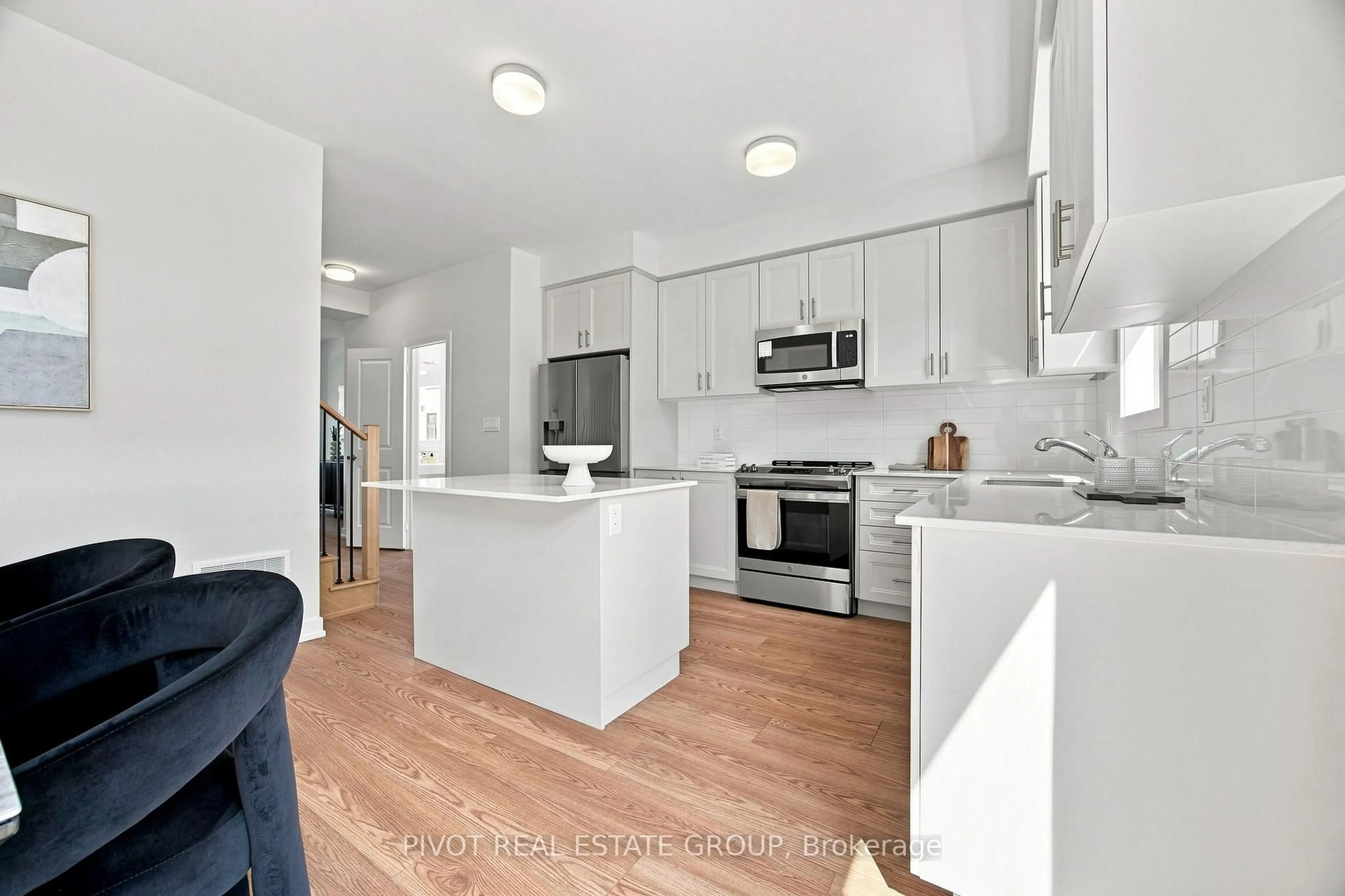 Open concept kitchen, unknown for 120 Danielle Moore Circ, Toronto Ontario M1P 0G9