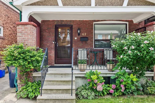67 Kings Park Blvd, Toronto 3