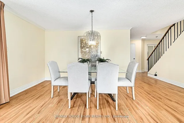 337 Simcoe St #401, Oshawa 4